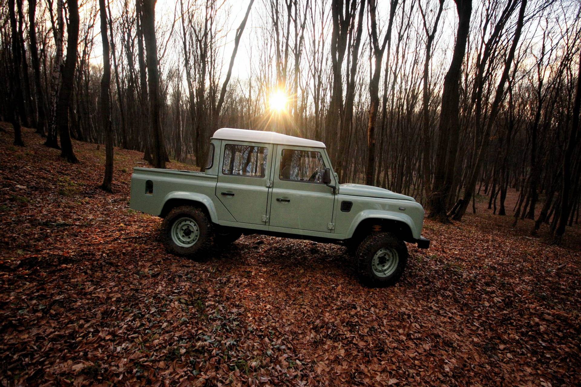 Land Rover Defender Crew Cab Pickup by Land Serwis 9 For €60k, A Polish Company Will Build You A Classic Defender From Scratch