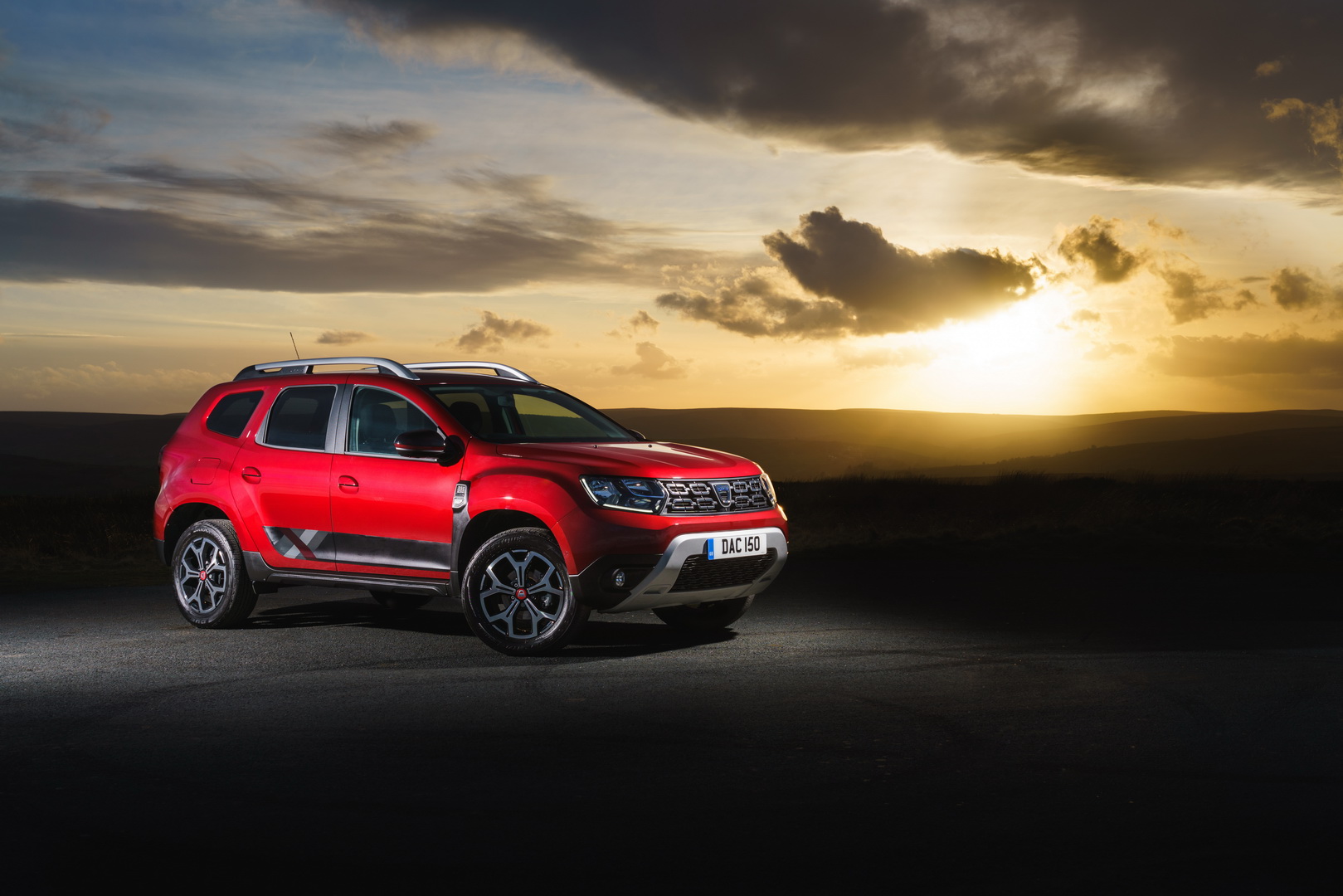 2019 dacia duster techroad 1 New Dacia Techroad Range-Topping Models Now Available In The UK