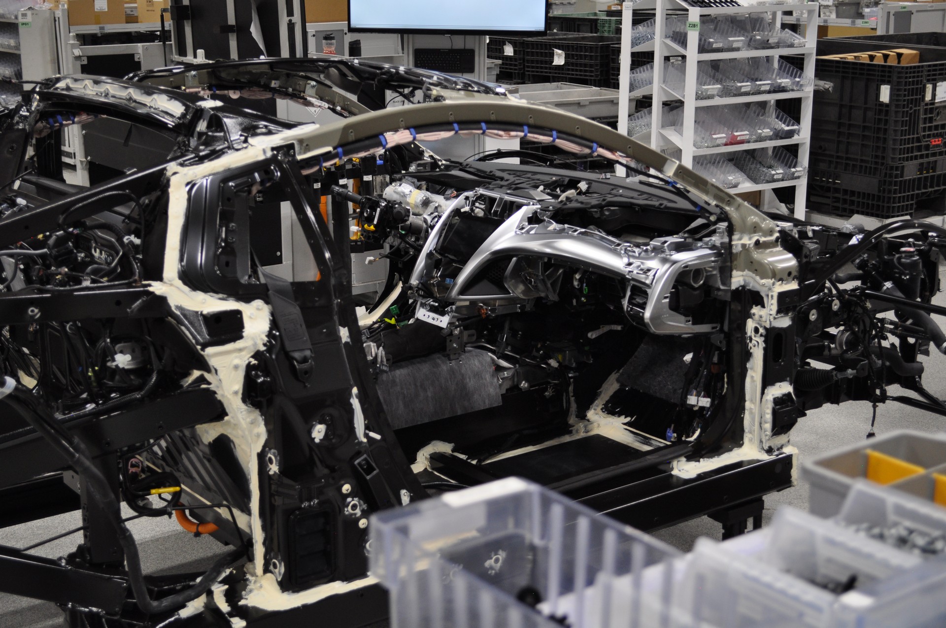 US-Manufacturing-1 U.S. Auto Industry Will Practically Shut Down If Trump Closes US-Mexico Border