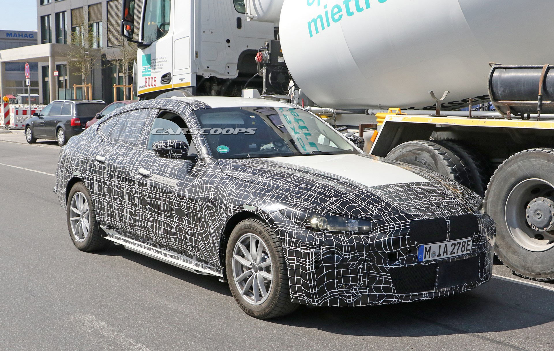 2021-BMW-i4-1 2021 BMW i4 Has 373+ Miles Of Range And A Parts Bin Interior