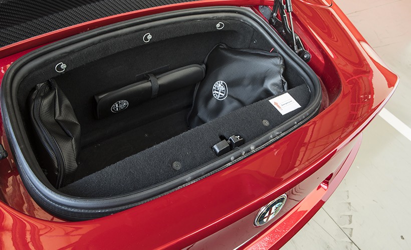 Alfa Romeo 8C Spider-5 FCA Is Selling A Brand New Alfa Romeo 8C Spider