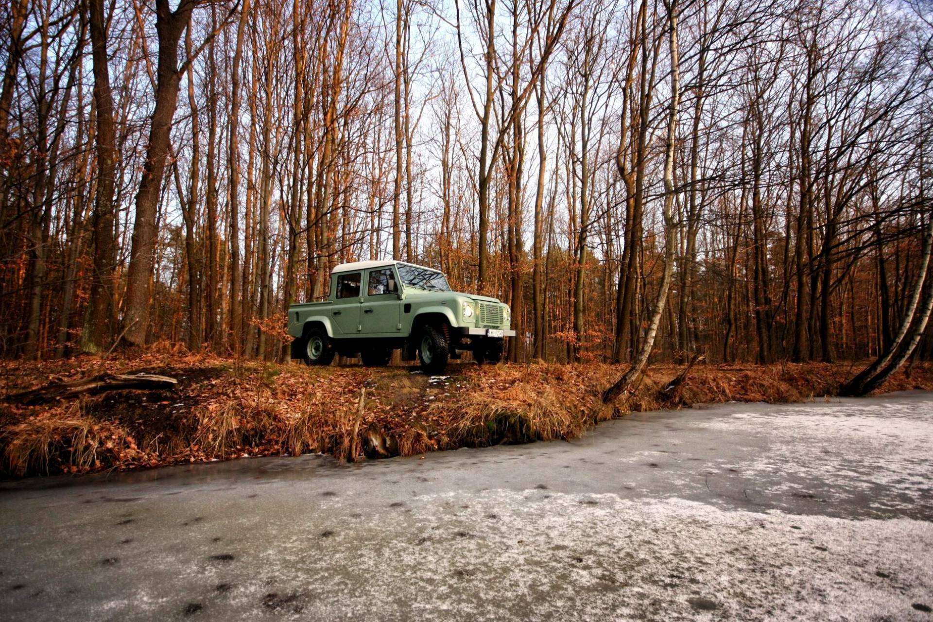Land Rover Defender Crew Cab Pickup by Land Serwis 45 For €60k, A Polish Company Will Build You A Classic Defender From Scratch