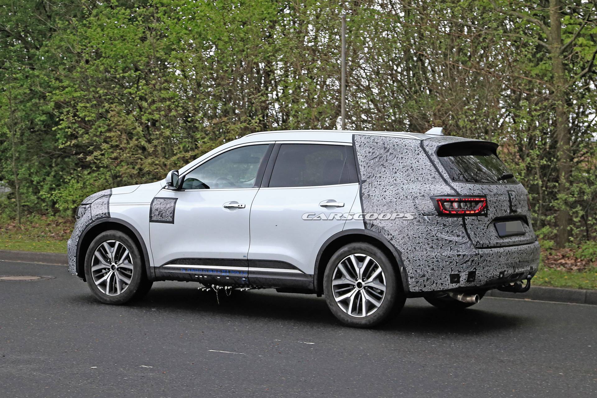 2020 Renault Koleos facelift spy shots 15 We Spy Europe’s 2020 Renault Koleos As China Model Quietly Debuts In Shanghai