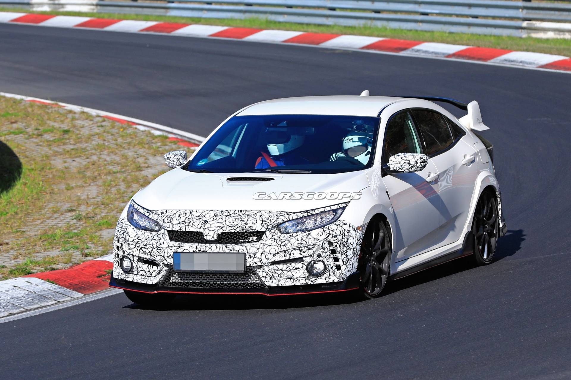 2019 Honda Civic Type R facelift spy shots 8 Honda Civic Type R Prototype Could Be Facelifted Model, Lightweight Special, Or Both