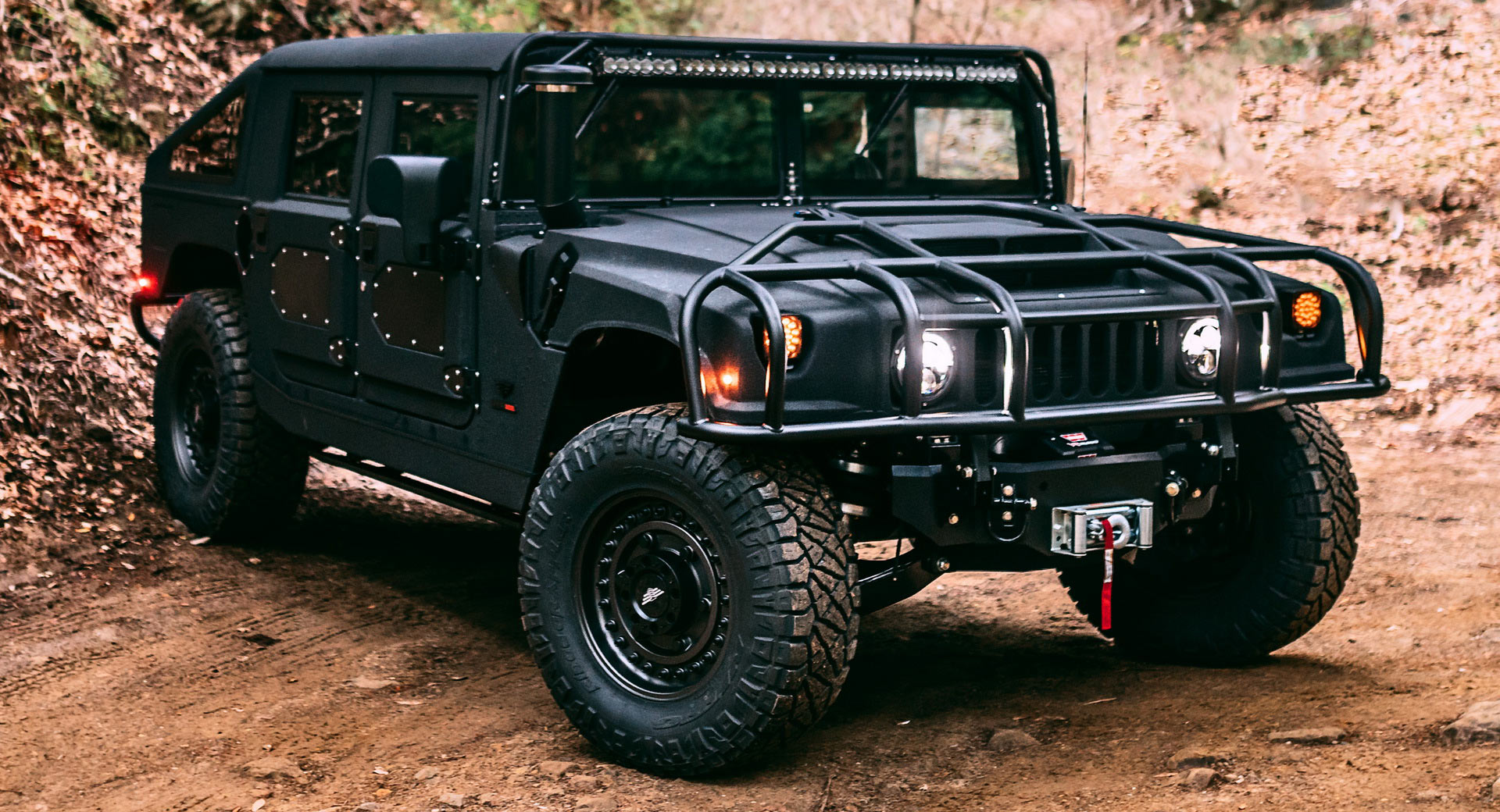 Hummer H1 | Carscoops