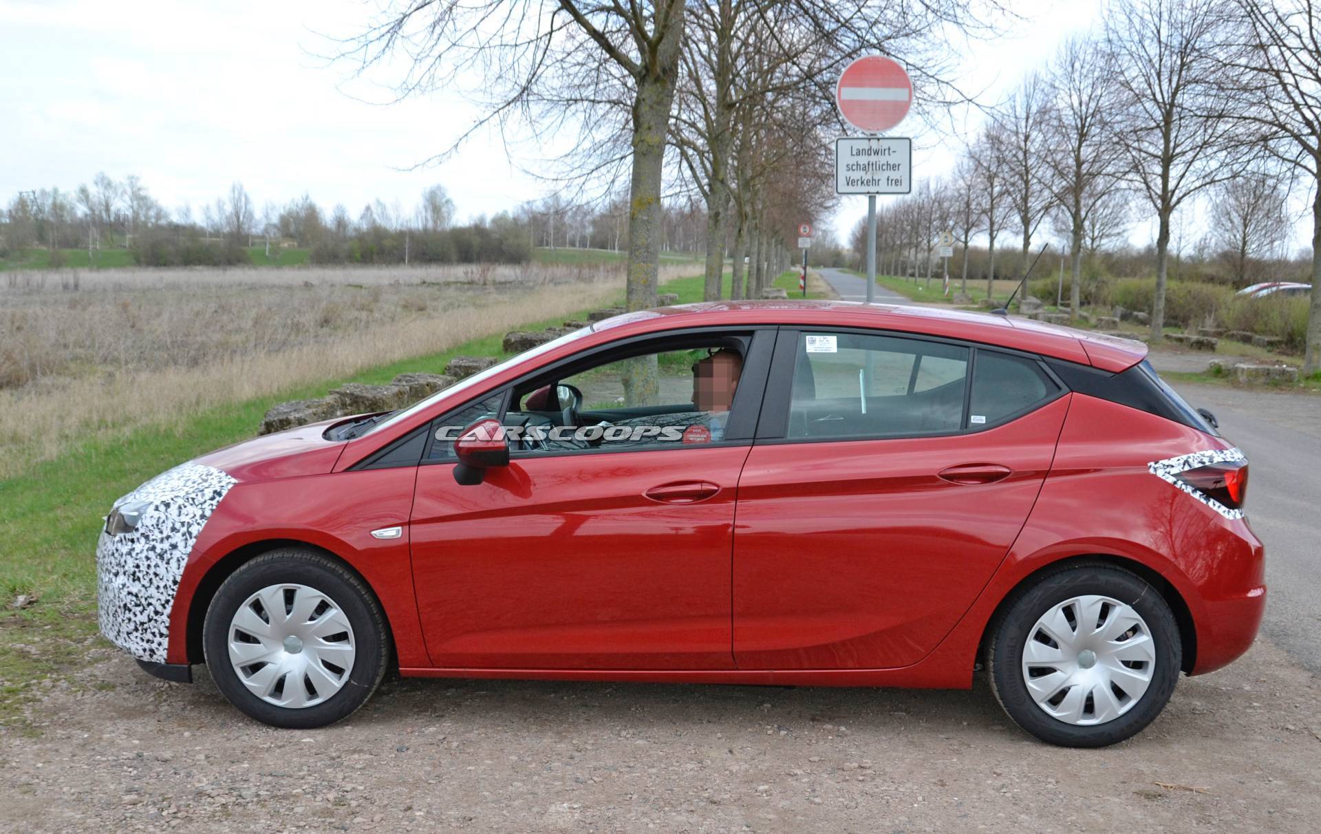 2020 Opel:Vauxhall Astra facelift spy shots 17 2019 Opel Astra Facelift Drops Some Camo, Updates Are Still Hard To Spot