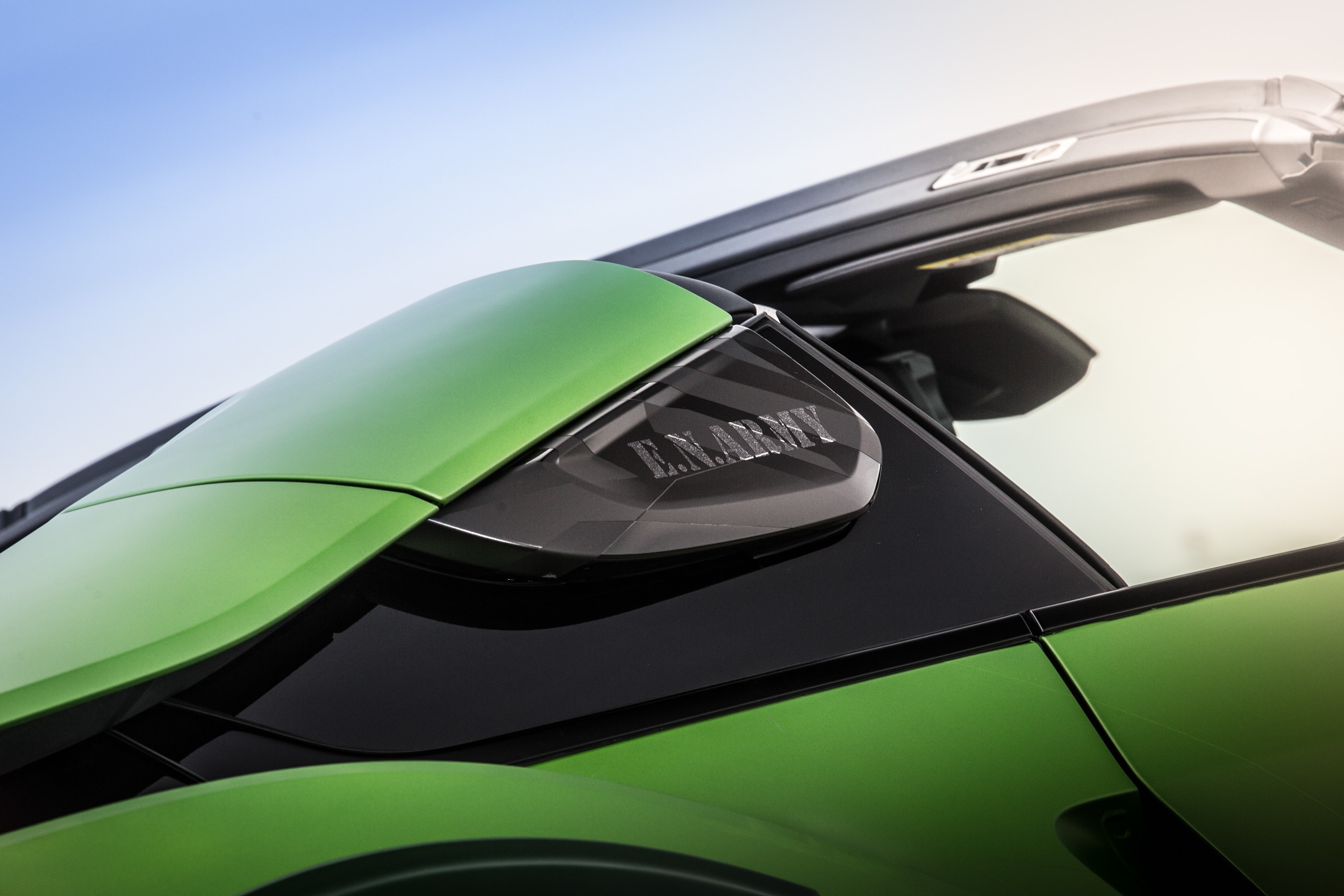 BMW-i8-Roadster-Army-5 BMW i8 Roadster E.N. ARMY Edition Looks Ready To Enlist