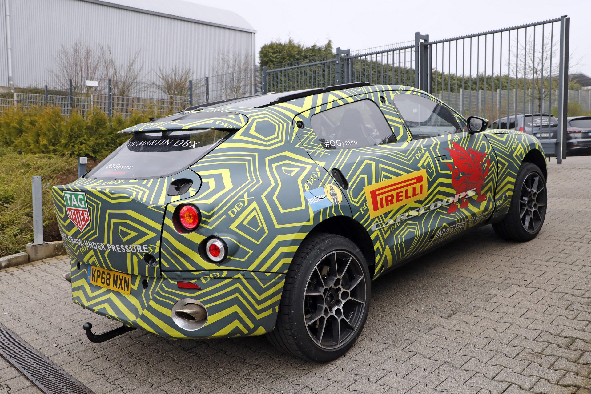 2020-Aston-Martin-DBX-31 Aston Martin DBX Interior Spied, Shows Lots Of Mercedes Parts