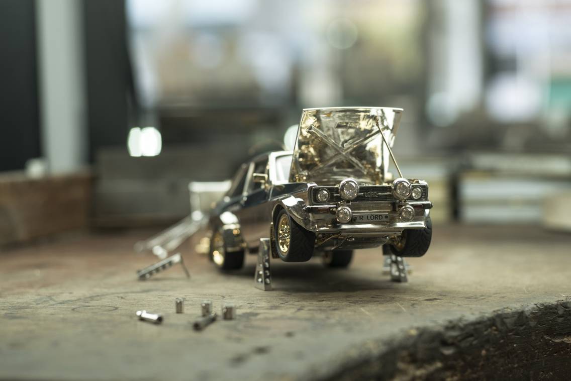 ford escort mk2 scale model gold silver diamonds 34 Dream All You Want, You Just Can’t Afford This Ford Escort RS Scale Model