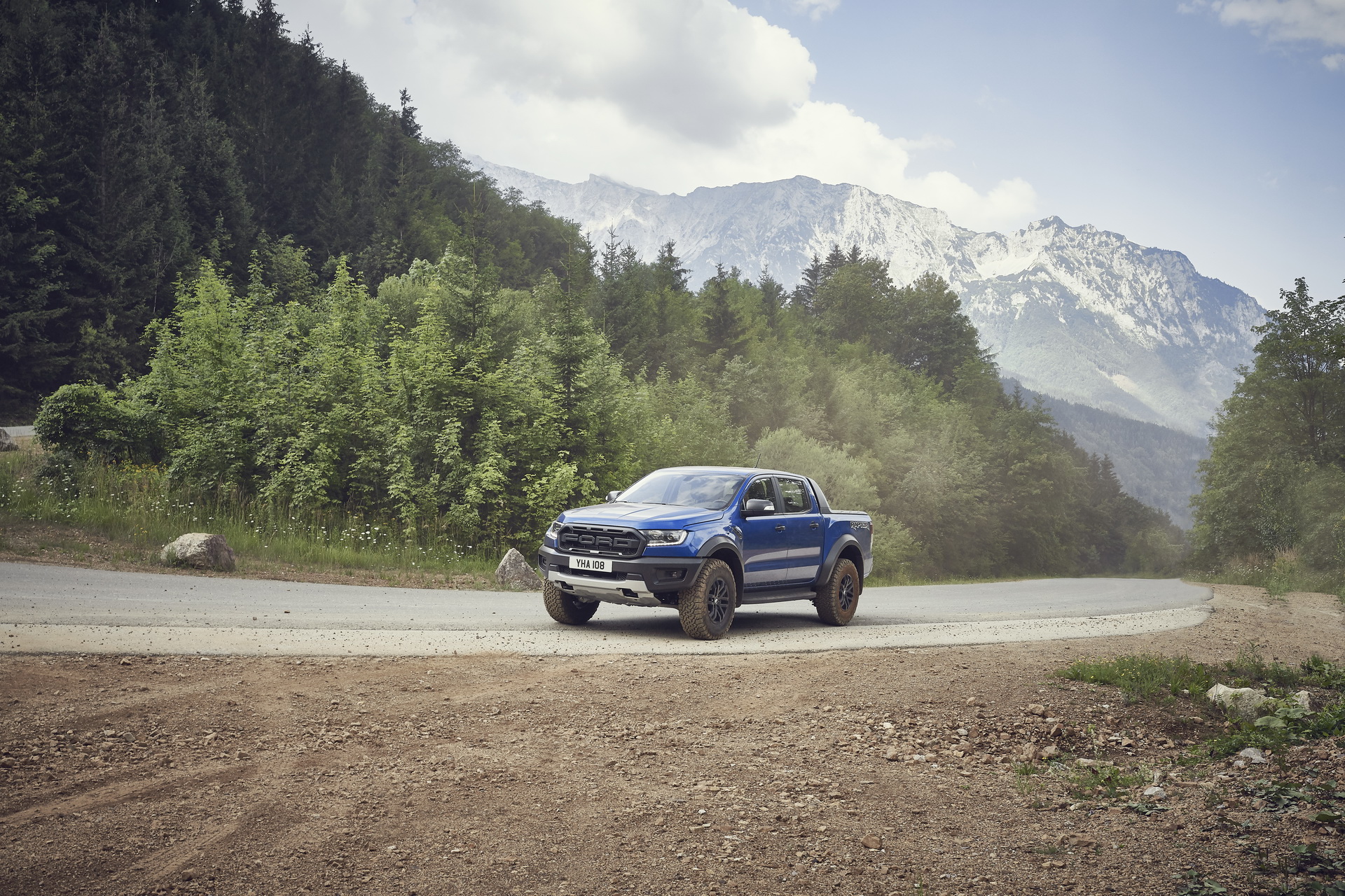 Ford-Ranger-Raptor-16 Ford’s Getting Ready To Invade Europe With New Ranger Raptor