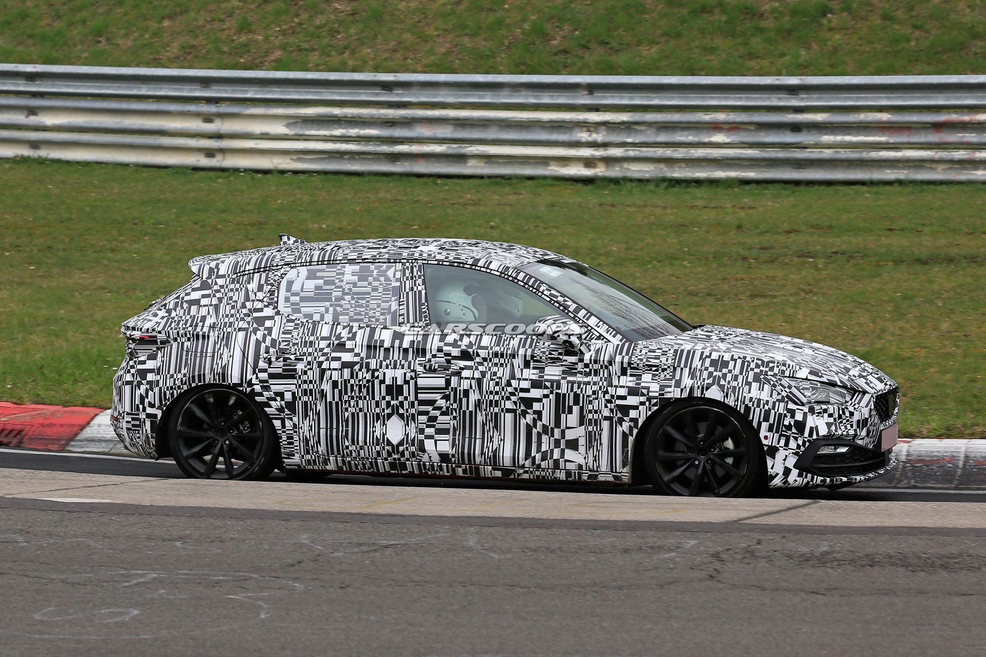 2020-Seat-Leon-5 2020 Seat Leon Gives Us A Look At Its Angrier Face