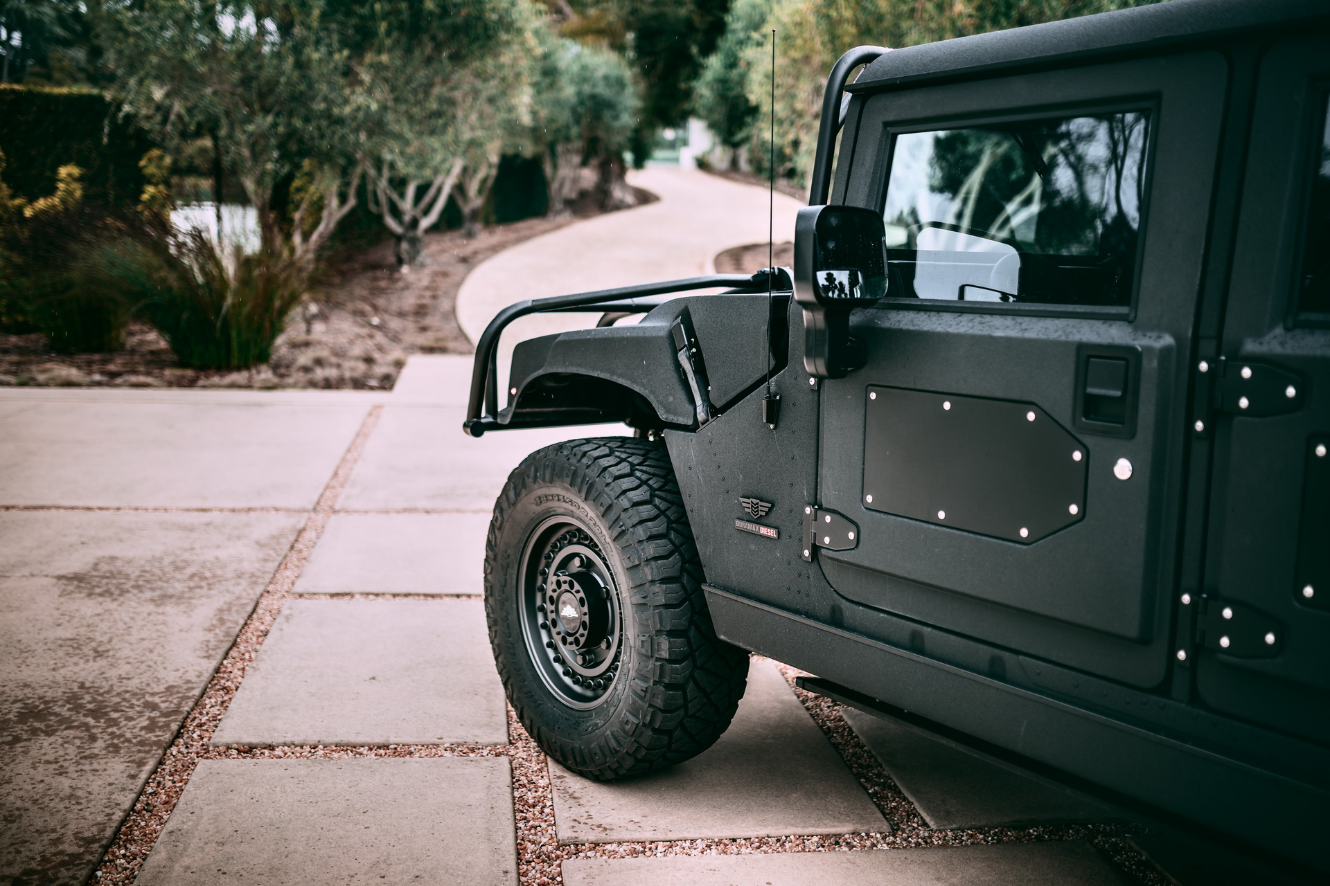 Mil-Spec-Automotive-Hummer-09 Mil-Spec’s Overhauled Hummer H1 Gets 500 HP, $295k Price Tag