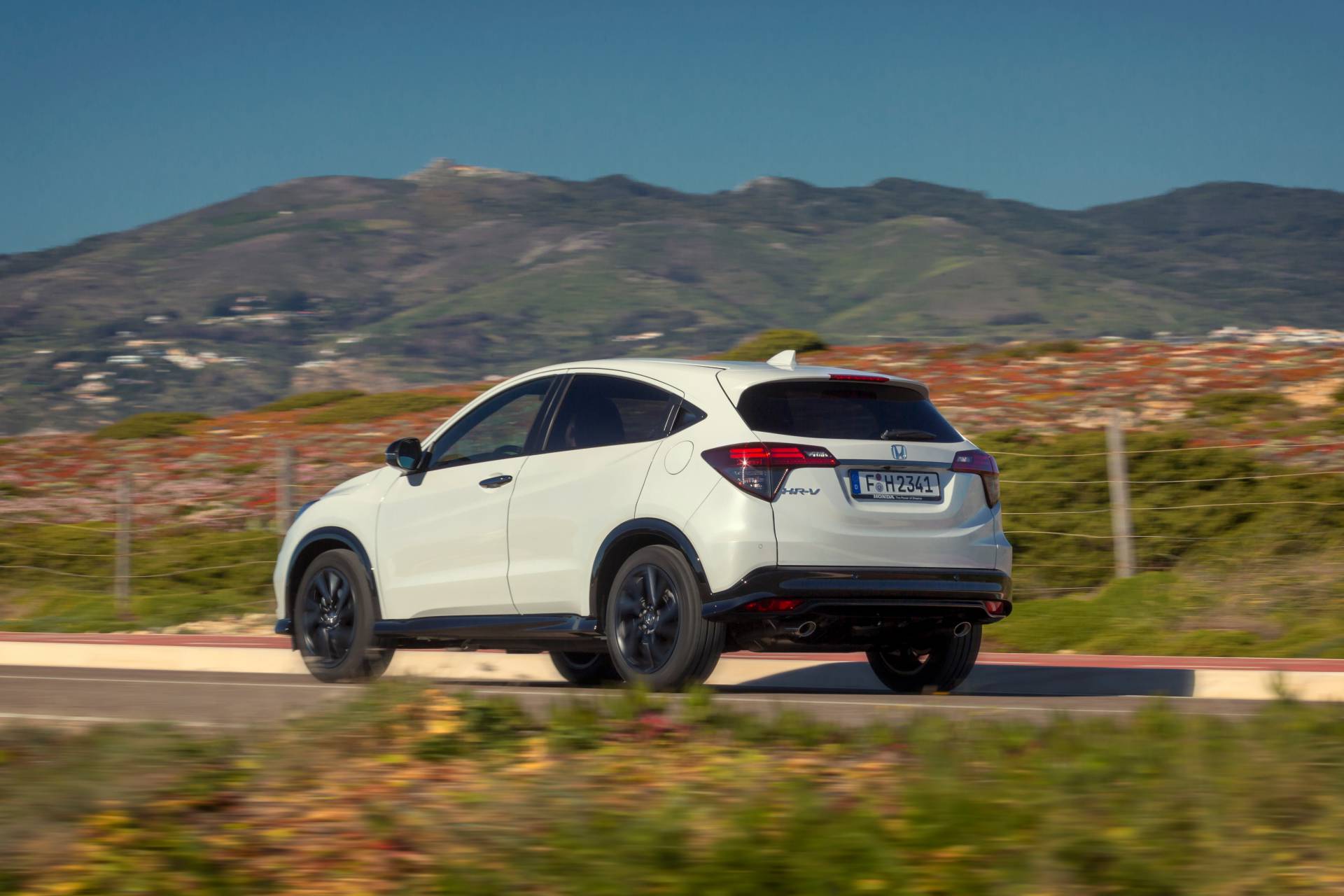 2019 Honda HR-V European-spec 52 2019 Honda HR-V Sport Is The Fastest Of The Range, Still Has A Manual