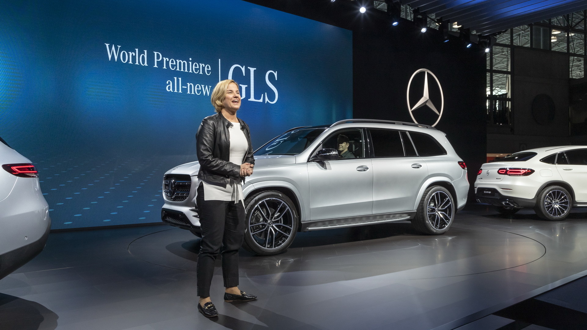 2020 Mercedes GLS 2 2020 Mercedes-Benz GLS Officially Out As “The S-Class Of SUVs”