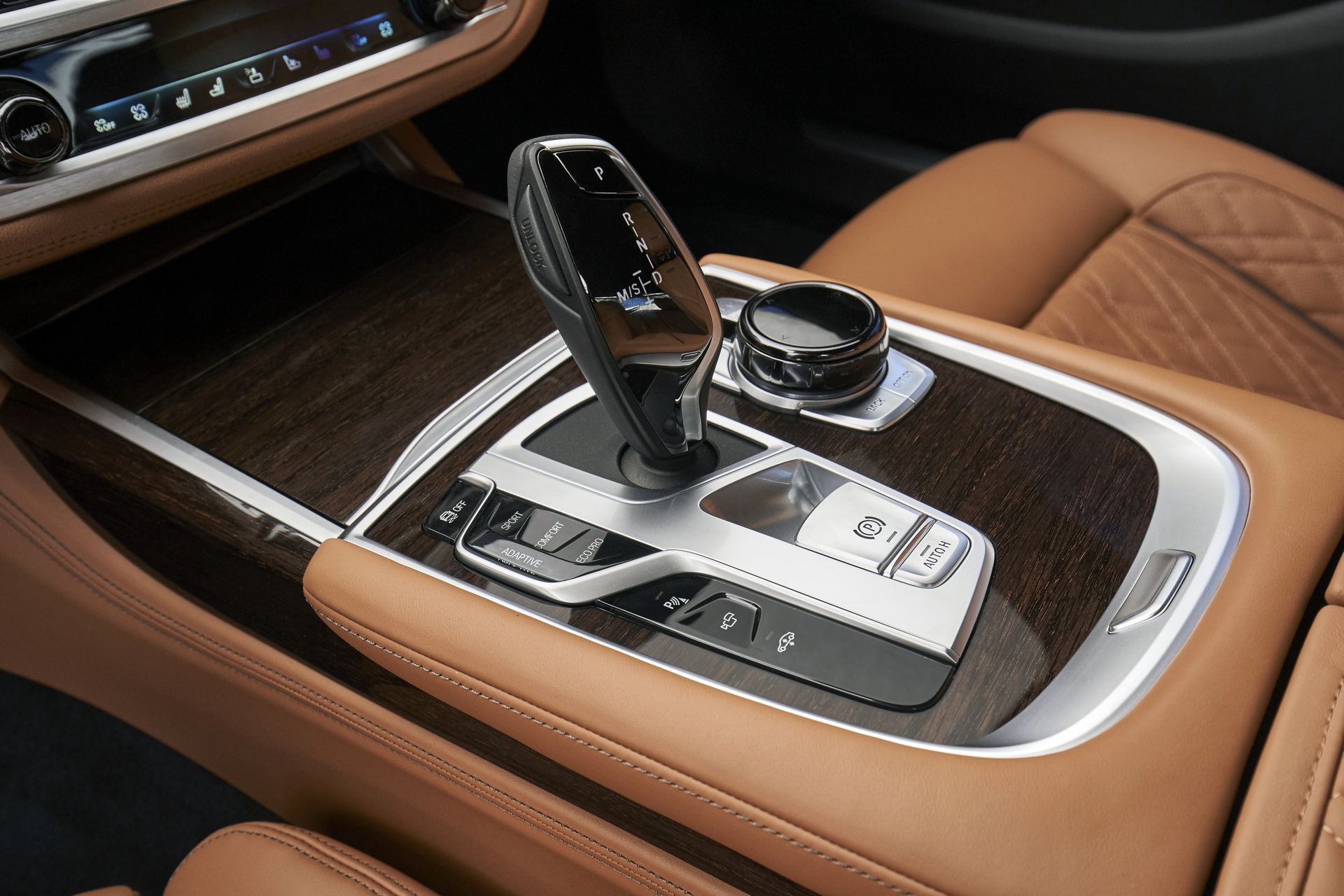 BMW-7-Series-110 BMW Throws 171 Images Of The 7-Series Hoping We’ll Get Used To Its New Face