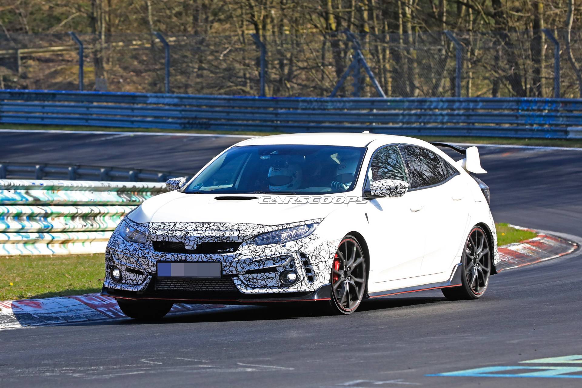2019 Honda Civic Type R facelift spy shots 23 Honda Civic Type R Prototype Could Be Facelifted Model, Lightweight Special, Or Both