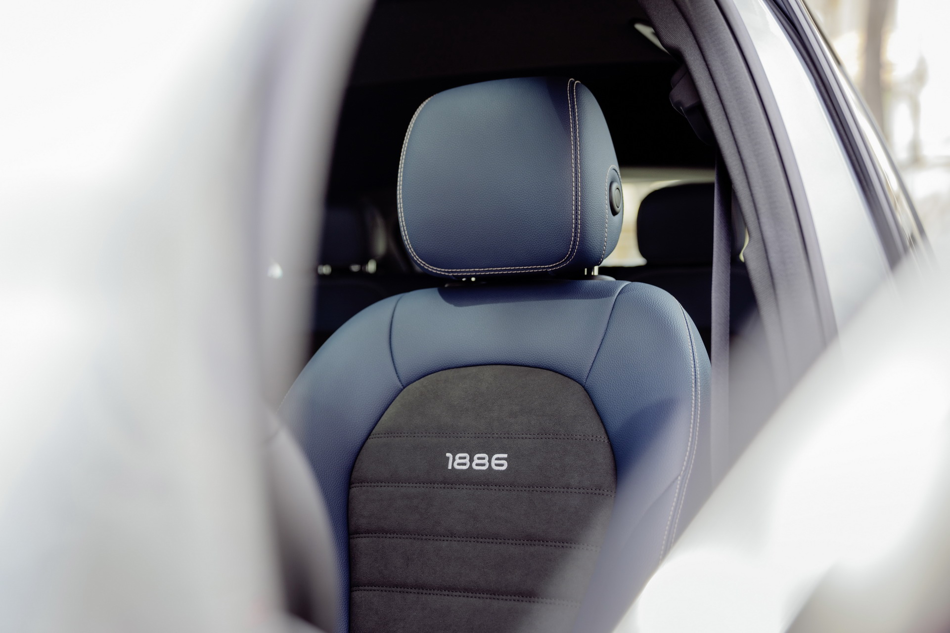 Mercedes EQC 1886 Edition 8 2020 Mercedes EQC Edition 1886 Adds Some Touches, Arrives In The U.S. Next Year