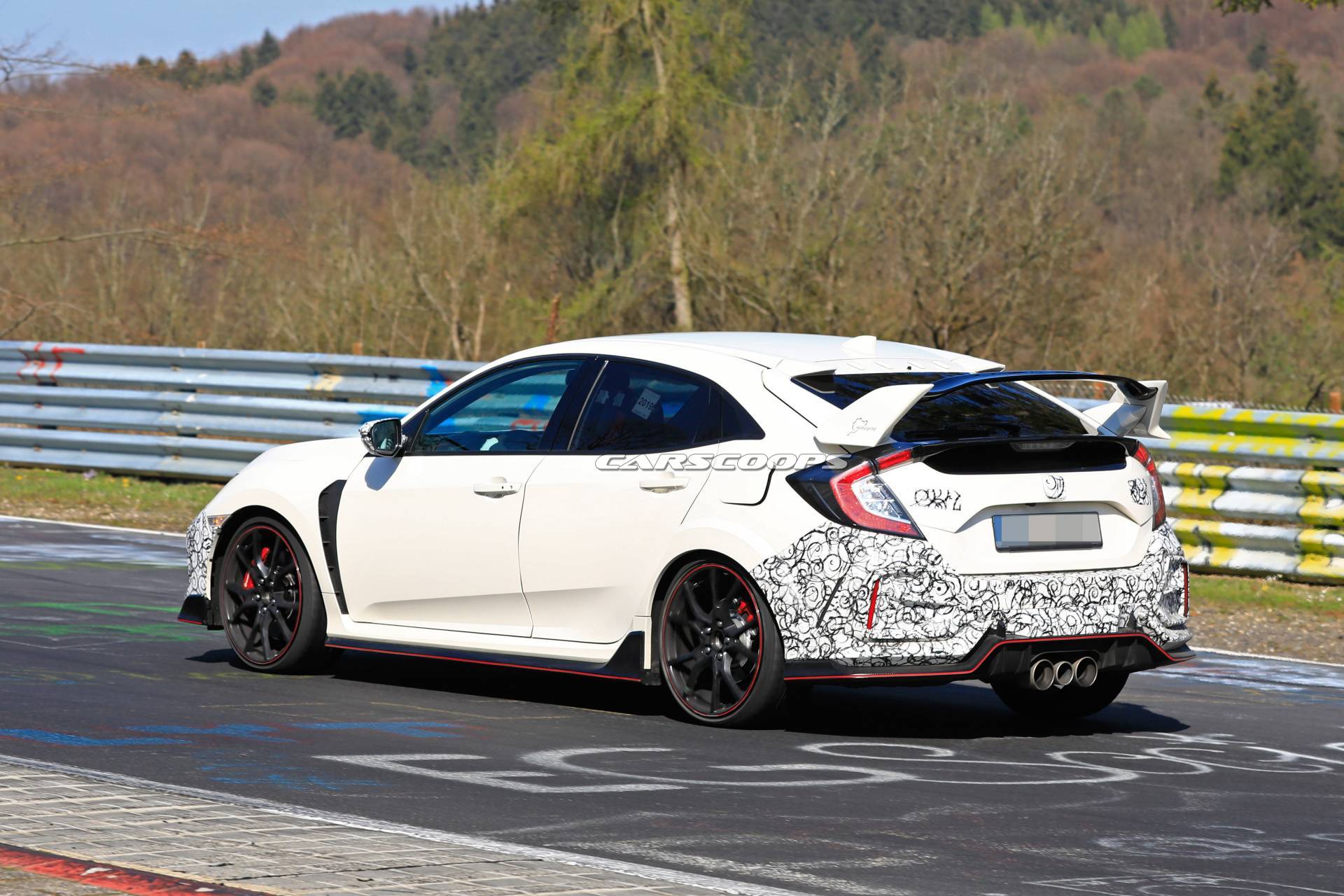 2019 Honda Civic Type R facelift spy shots 26 Honda Civic Type R Prototype Could Be Facelifted Model, Lightweight Special, Or Both