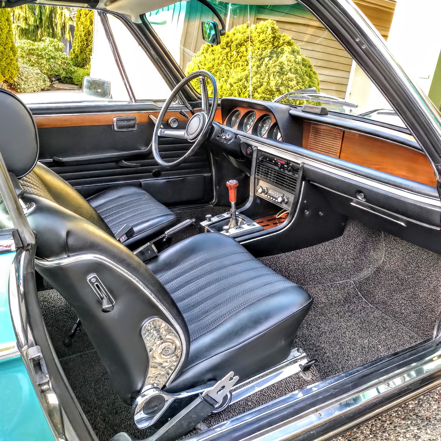 bmw 30cs turkis bat 23 Award-Winning 1973 BMW 3.0CS Is Pure Eye Candy, But Watch Out For Your Wallet