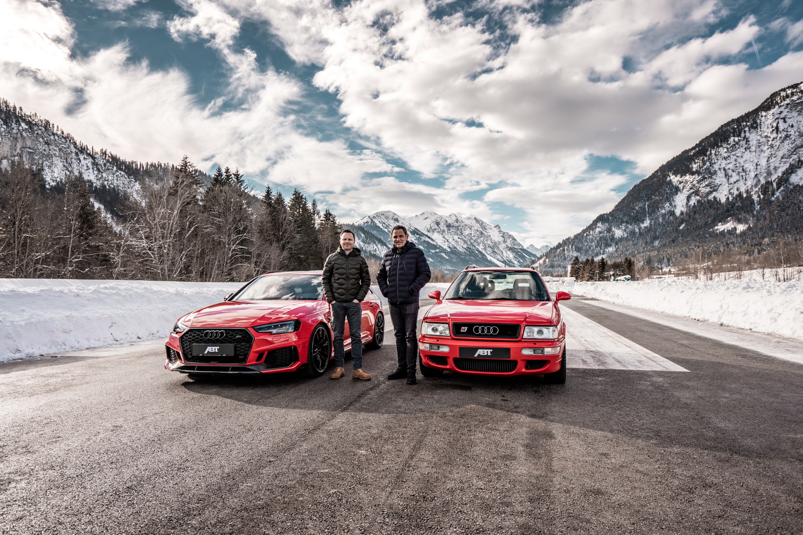 audi rs2 rs4 avant tuning abt 17 Old Timer Audi RS2 Meets New RS4 Avant In ABT Family Photo Shoot
