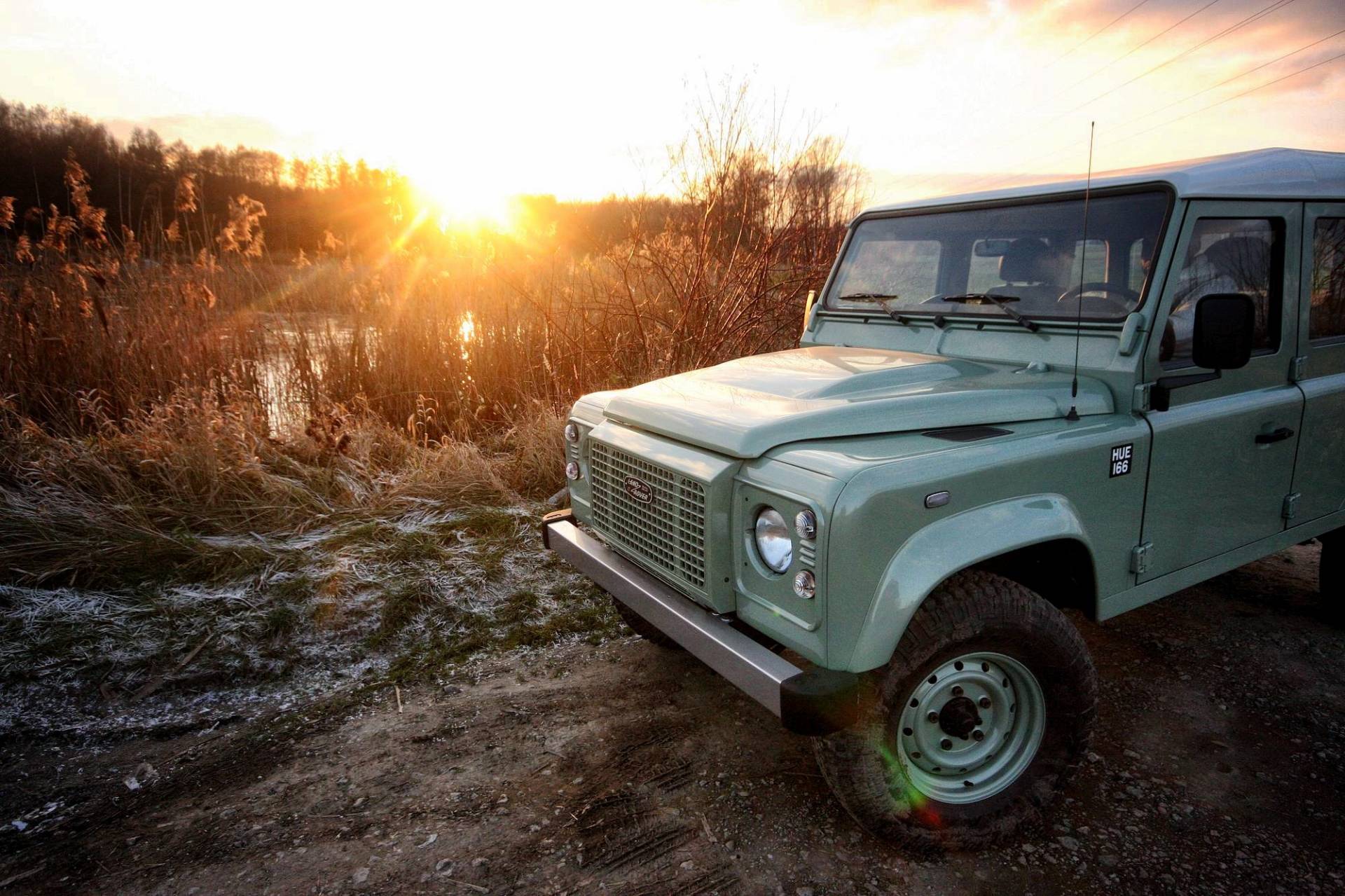 Land Rover Defender Crew Cab Pickup by Land Serwis 23 For €60k, A Polish Company Will Build You A Classic Defender From Scratch