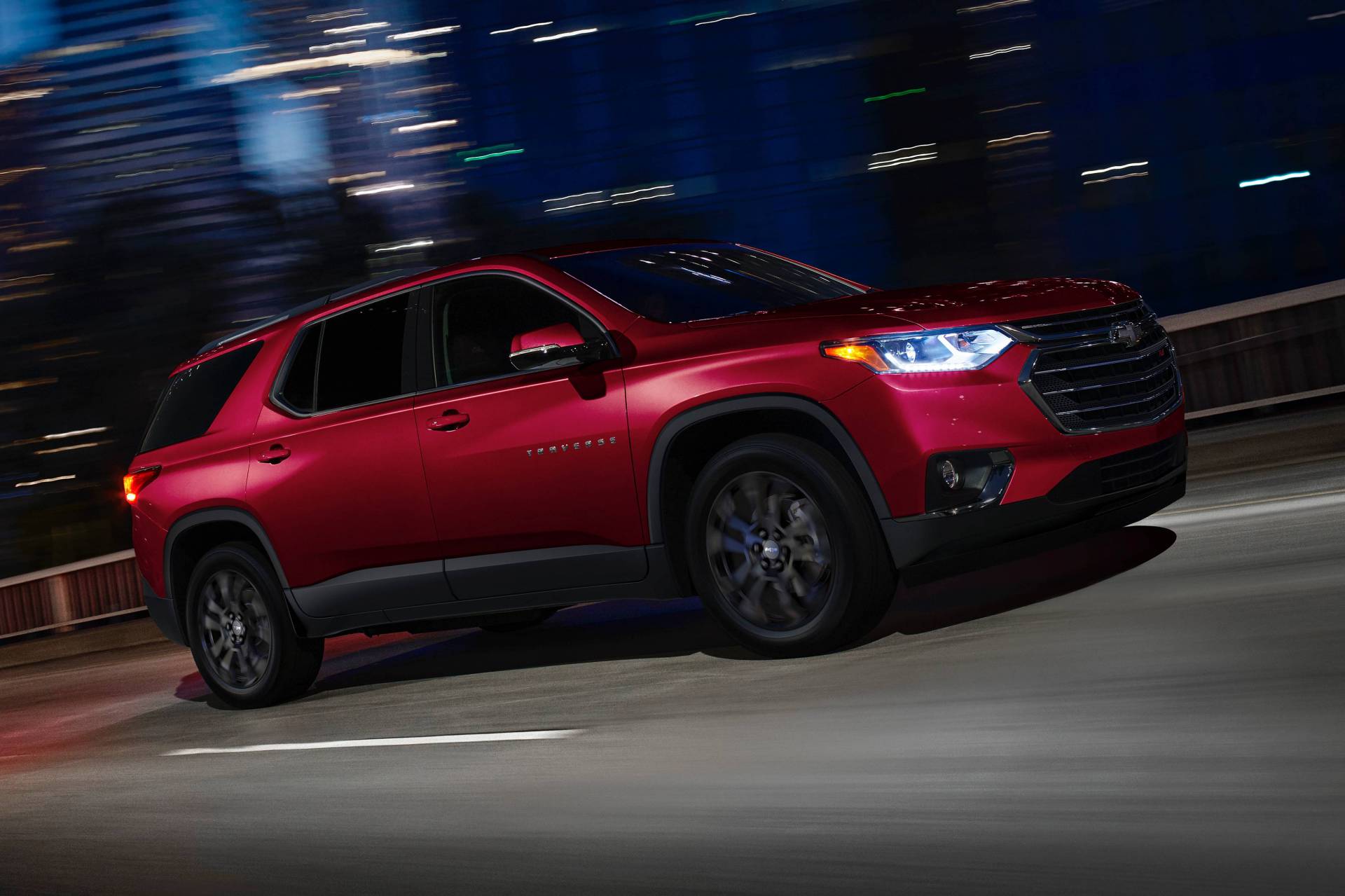2019 Chevrolet Traverse RS 2 2019 Chevrolet Traverse Ditches 2.0L Turbo-Four, V6 Now Only Engine Choice