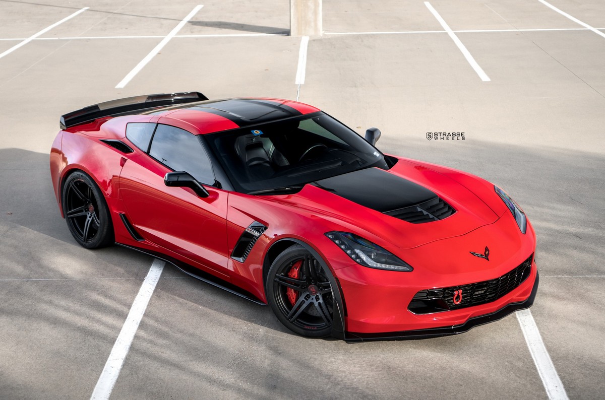 Strasse-Wheels-Corvette-1 Torch Red C7 Corvette Z06 Looks Great On 20-Inch Black Alloys