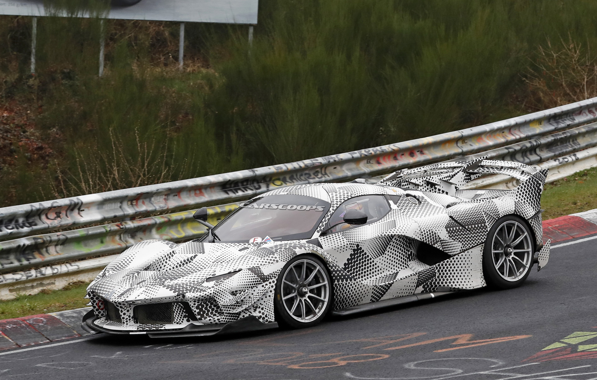 Ferrari-FXX-K-Evo-based-racecar-04 Mysterious Ferrari FXX K Evo Test Car Spied At The Nurburgring
