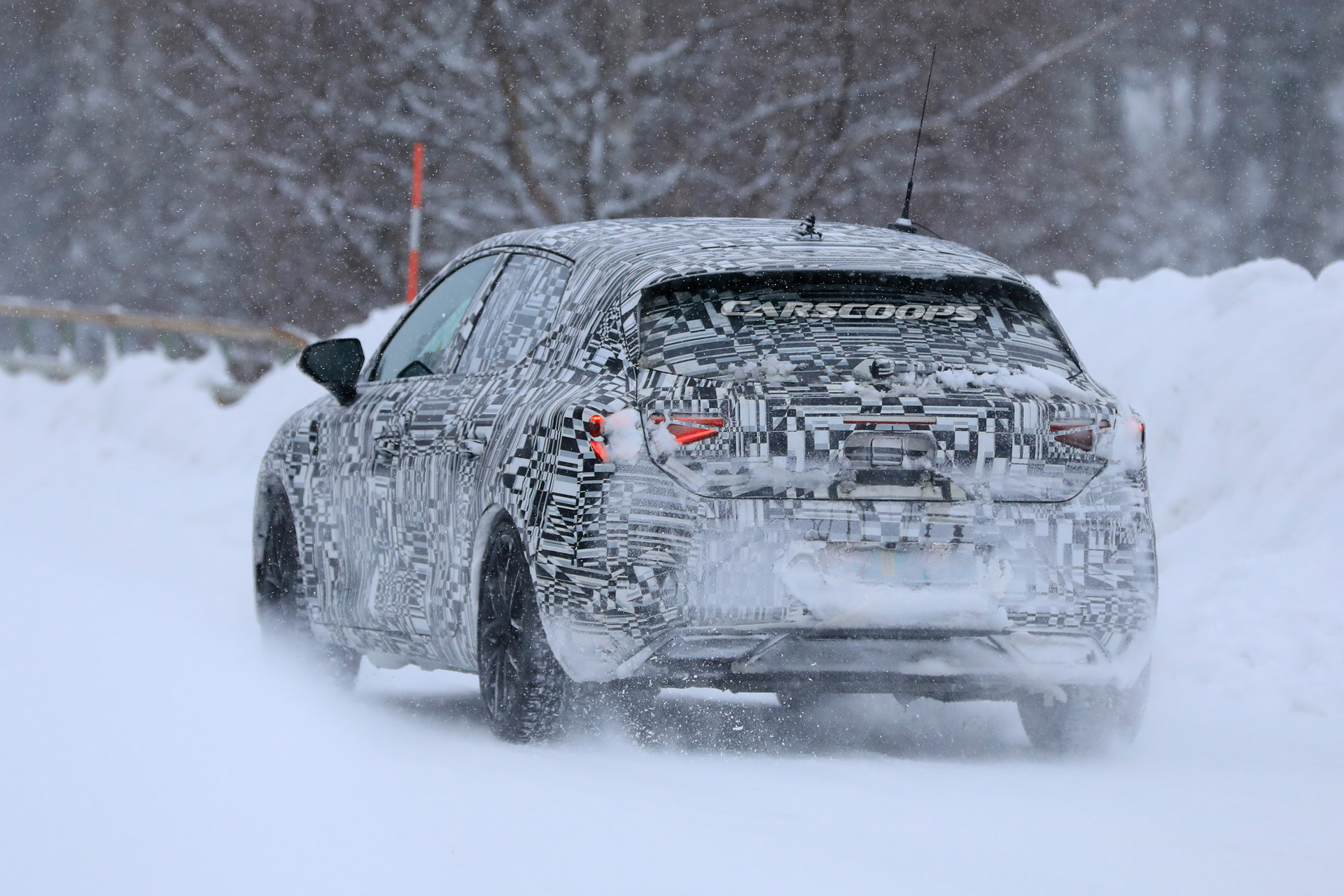 2020-Seat-Leon-Scoop-30 2020 Seat Leon: Everything We Know So Far On VW Golf’s Sportier Cousin