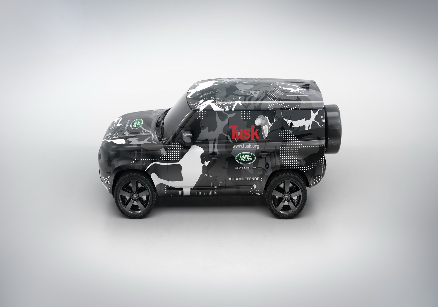 2020 land rover defender 1 2020 Land Rover Defender Prototype Will Help Protect African Wildlife In Kenya