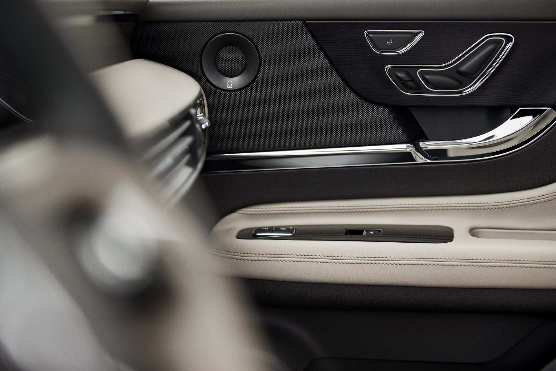 2020 Lincoln Corsair 39 2020 Lincoln Corsair Takes Off With A Cool Name, Elegant Styling And Up To 280HP