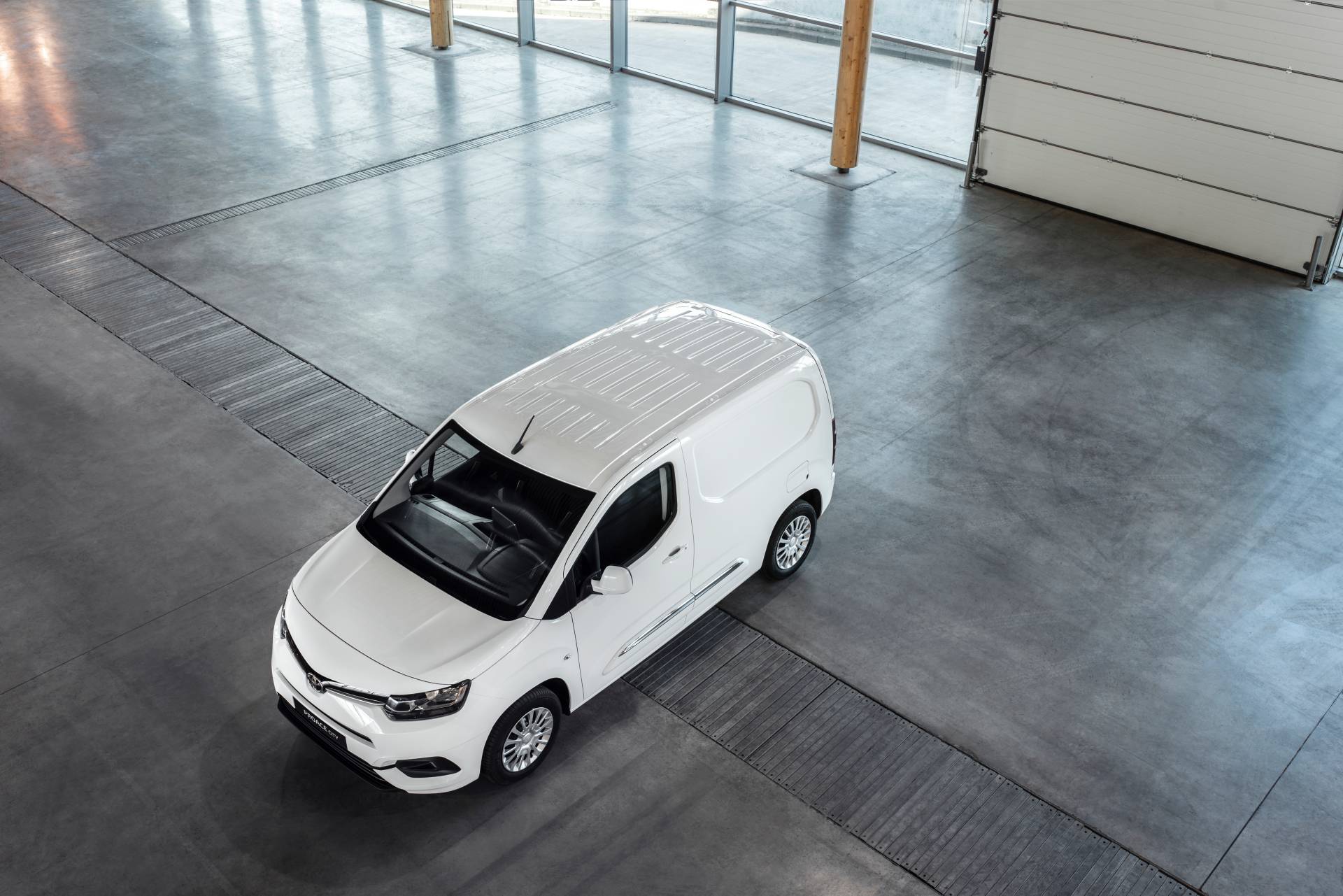 toyota proace city price