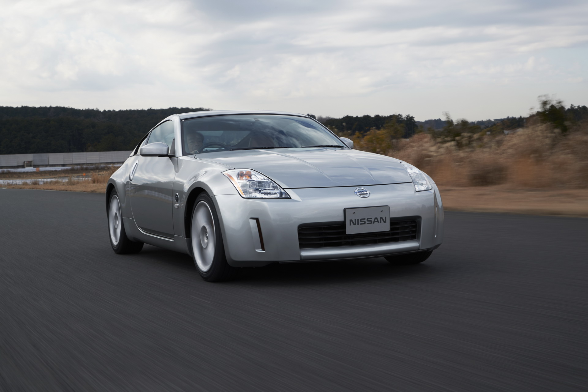 2020 Nissan 370Z 50th Anniversary Edition Gets ’70s-era 240Z Throwback Color Scheme