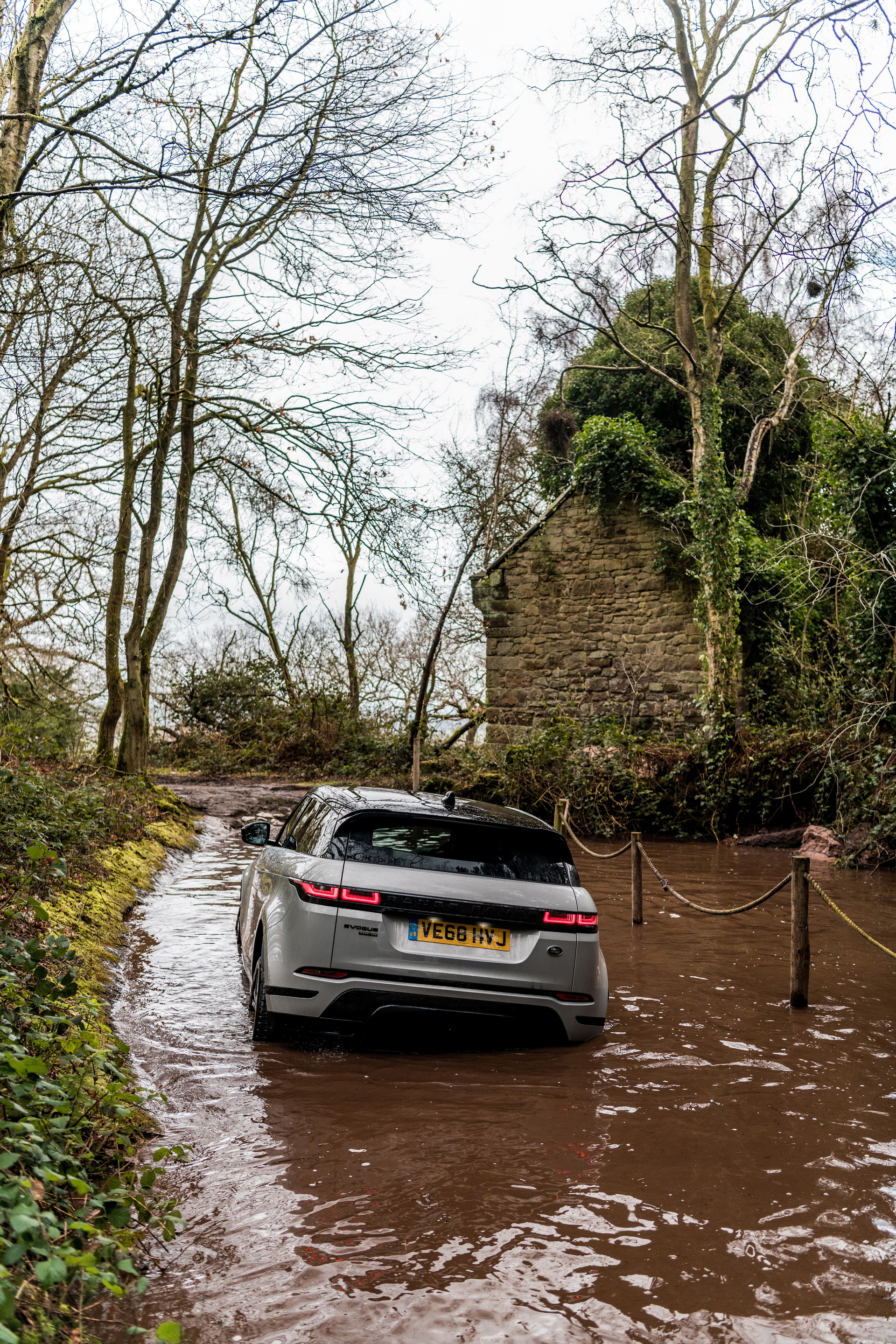 Range-Rover-Evoque-37 Range Rover Evoque Is The First Premium Compact SUV To Pass 2020 RDE2 Emission Rules