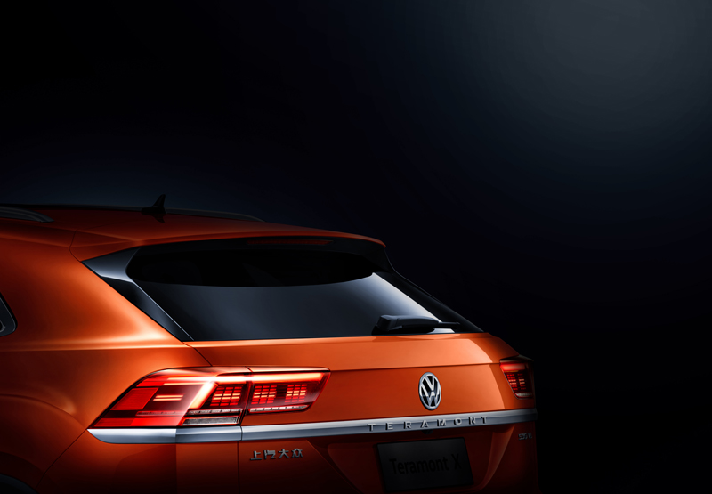 VW Teramont Coupe teaser This Is VW’s New Atlas (Teramont) Coupe Before You’re Supposed To See It In Shanghai