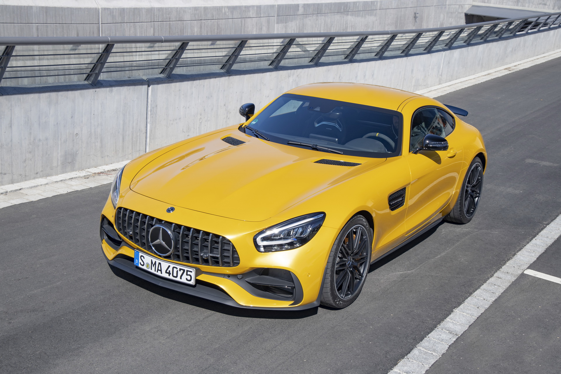 Mercedes-AMG-GTS-26 Mercedes-AMG Says It’ll Shift All Its Models To All-Wheel Drive