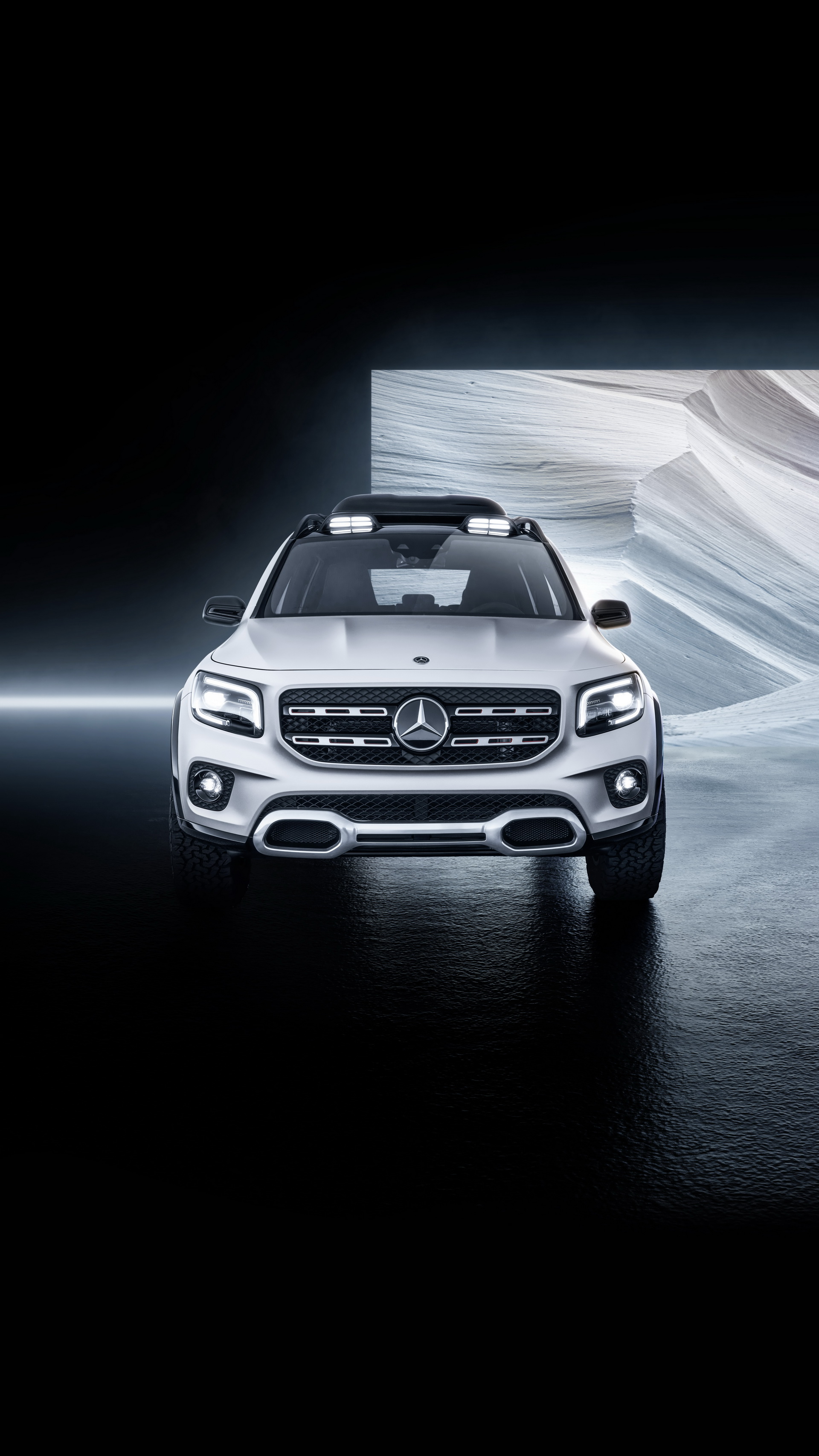 Mercedes-Concept-GLB-26 New Mercedes GLB Features Conceptual Rugged Looks In Compact Form