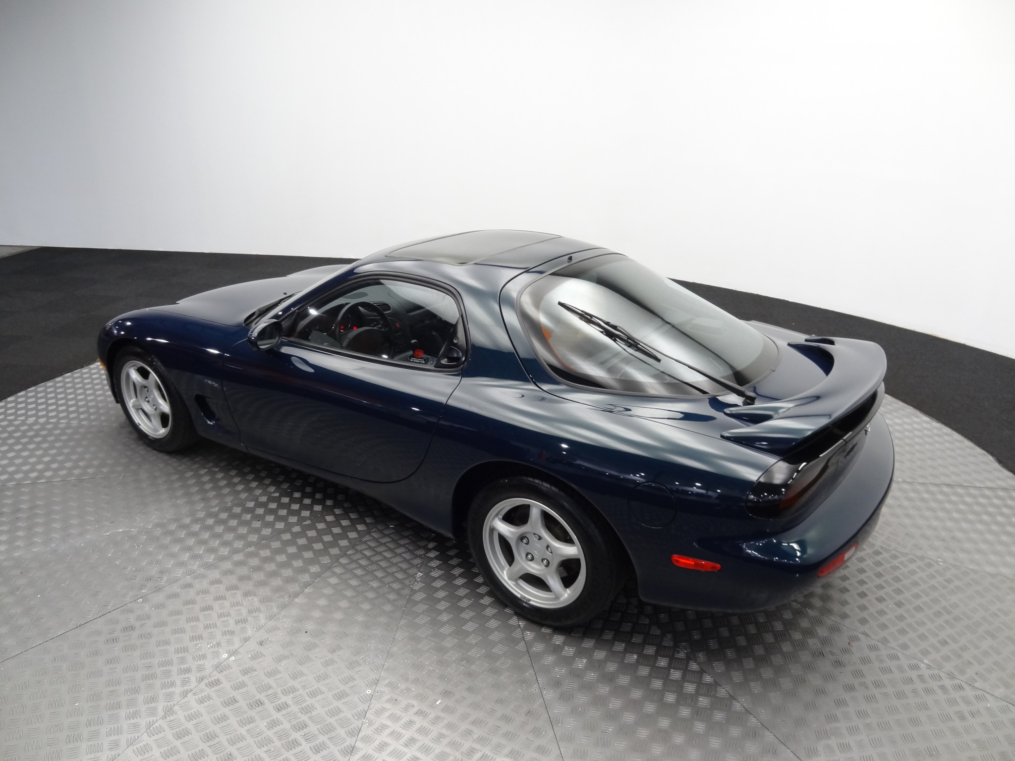 Mazda RX-7 6 This Low-Mileage 1994 Mazda RX-7 Is On Track To Sell For Over $100k