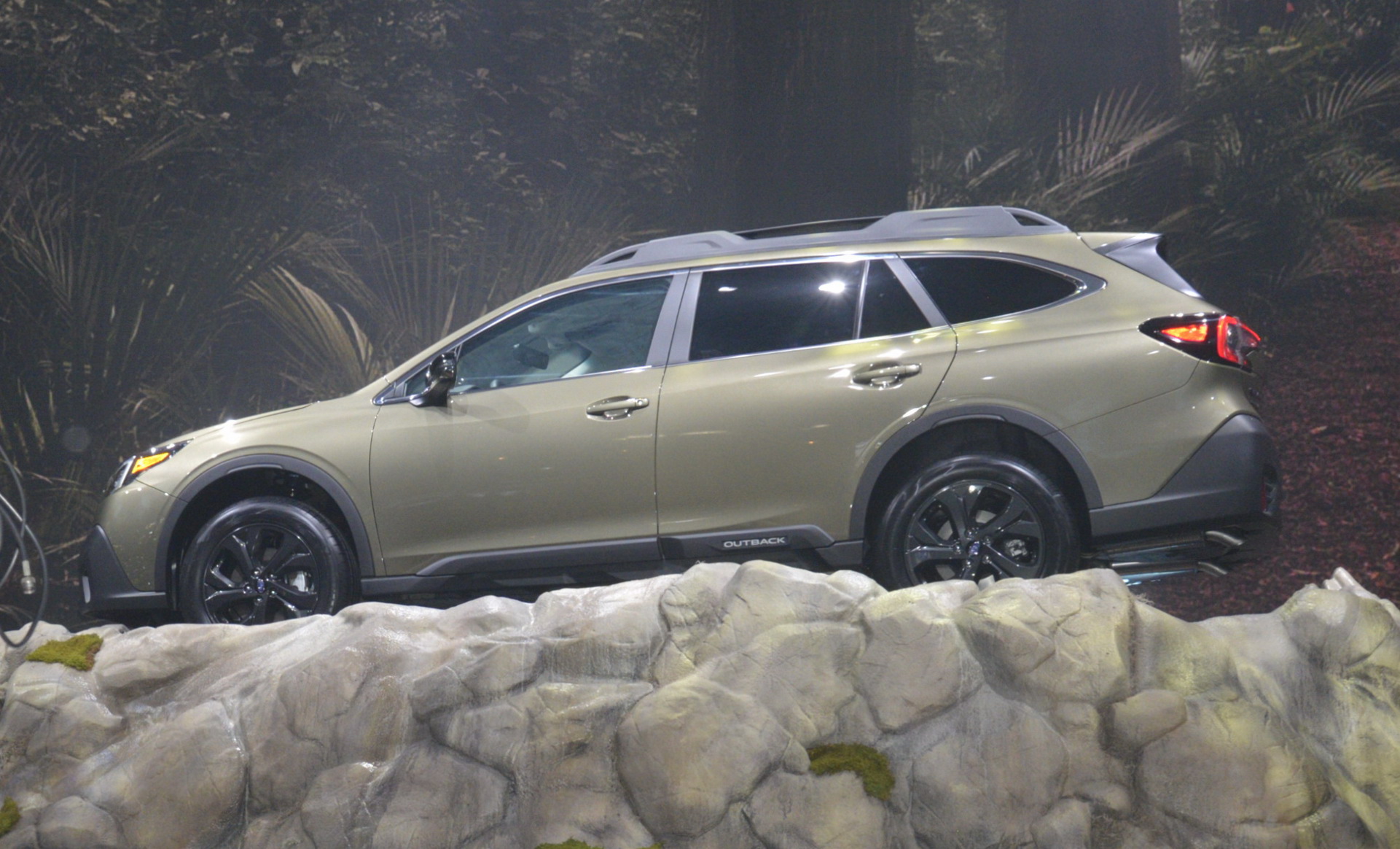 2020 Subaru Outback 19 2020 Subaru Outback Revealed With Turbo Power And Massive Touchscreen (Live Pics)