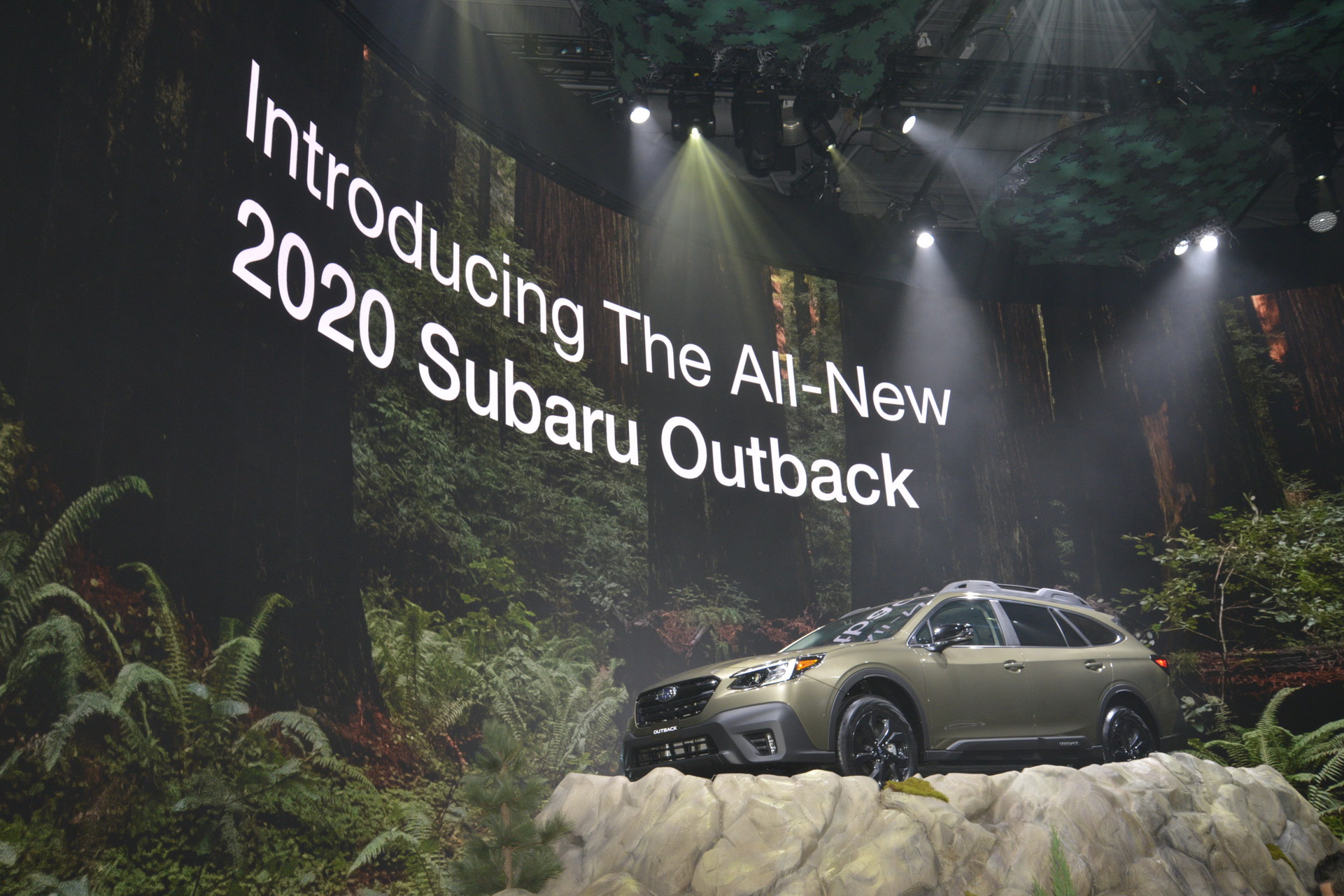 2020 Subaru Outback 14 2020 Subaru Outback Revealed With Turbo Power And Massive Touchscreen (Live Pics)