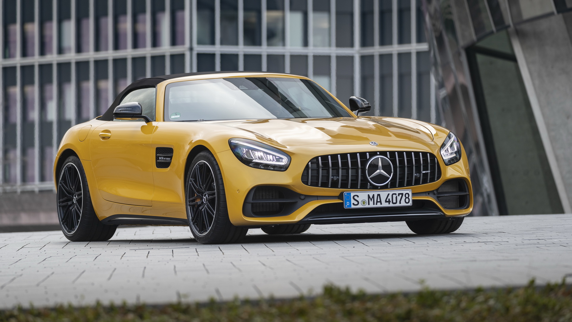 Mercedes-AMG-GTS-01 Mercedes-AMG GT R Pro Gets $200k Sticker Price, Sales Begin In Late 2019