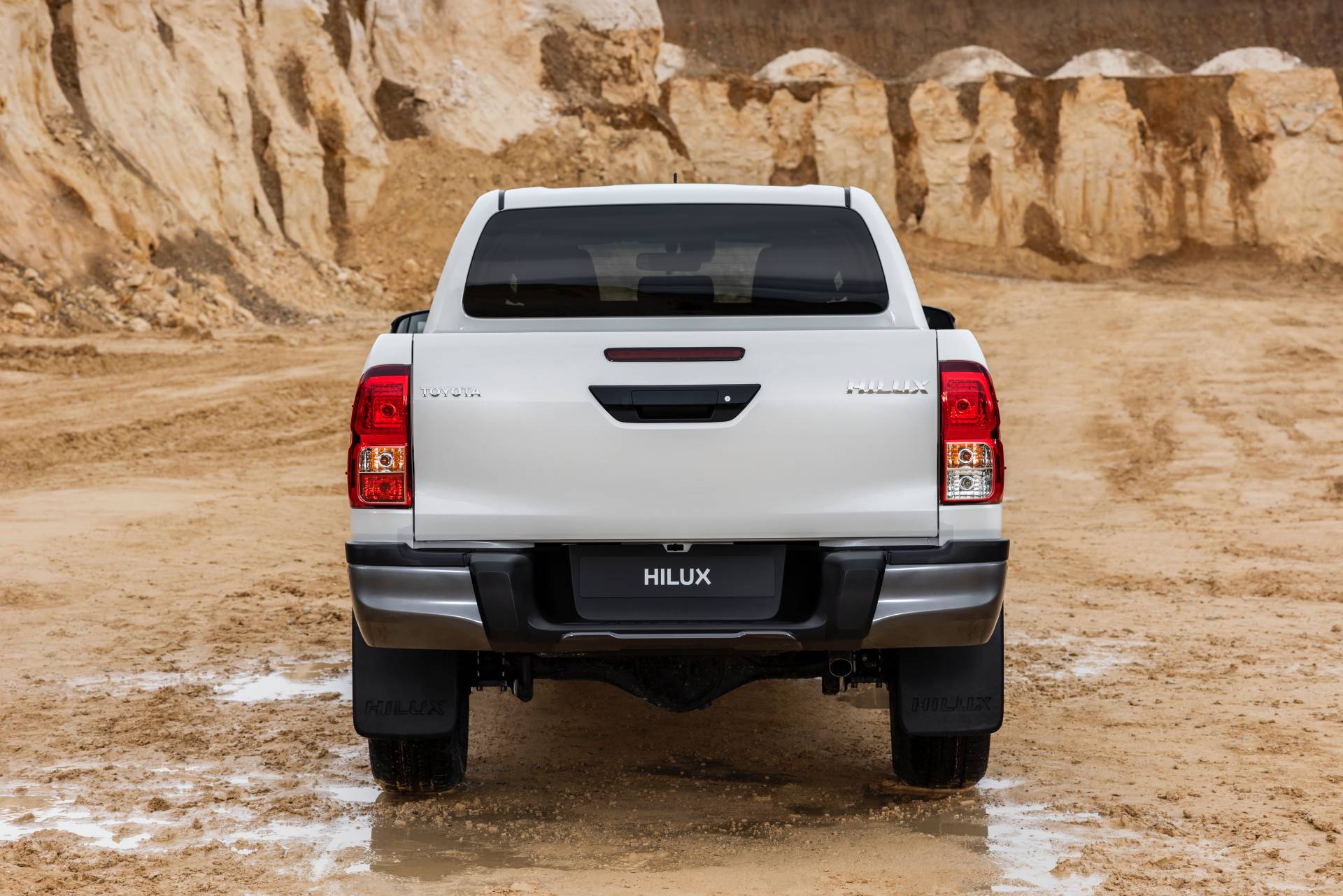 2019 Toyota Hilux Special Edition 29 Toyota Wants To Make The Hilux A “Lifestyle Choice” With 2019 Special Edition