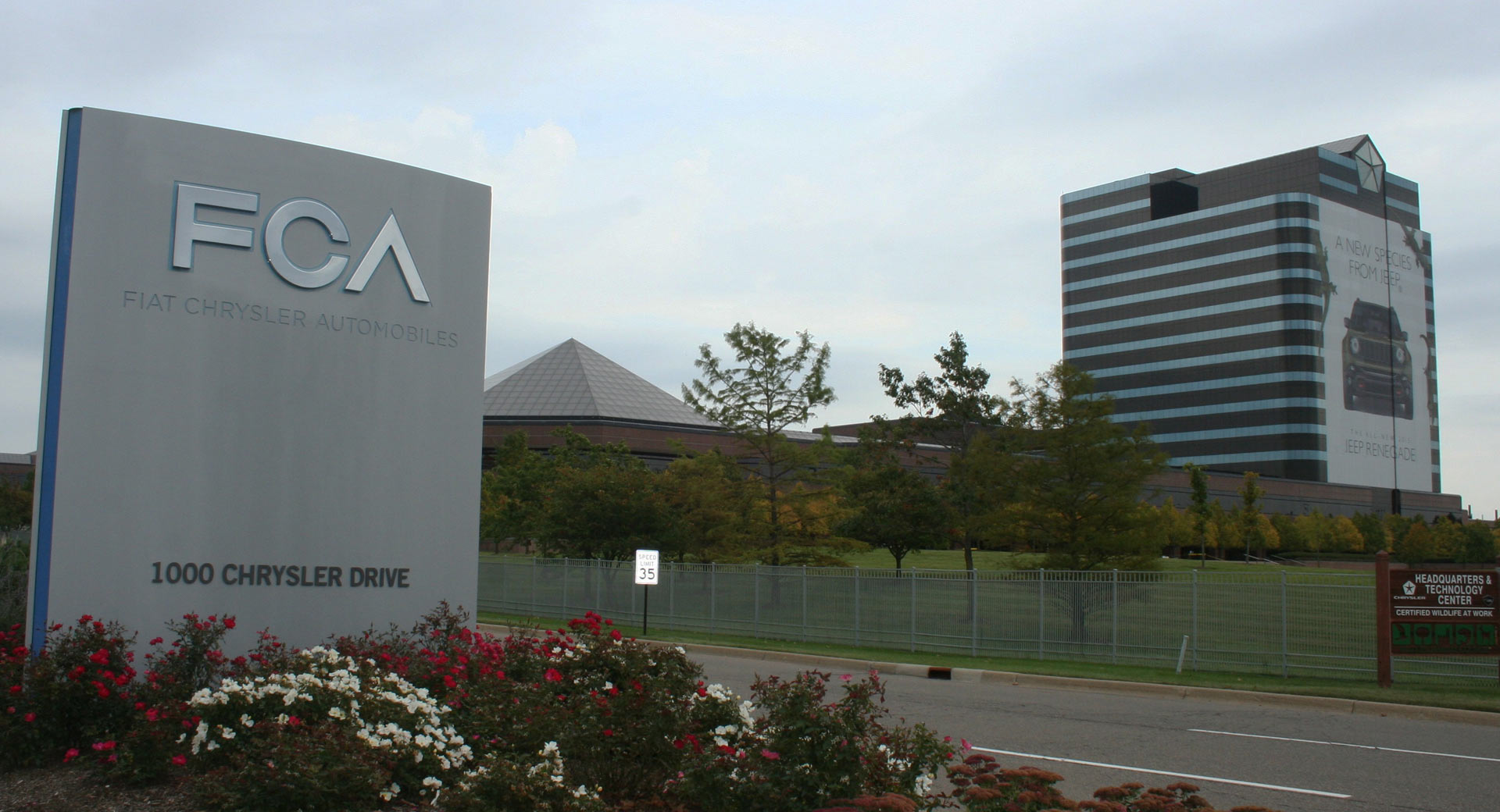 Fiat Chrysler Officially Proposes 50-50 Merger With Renault Group