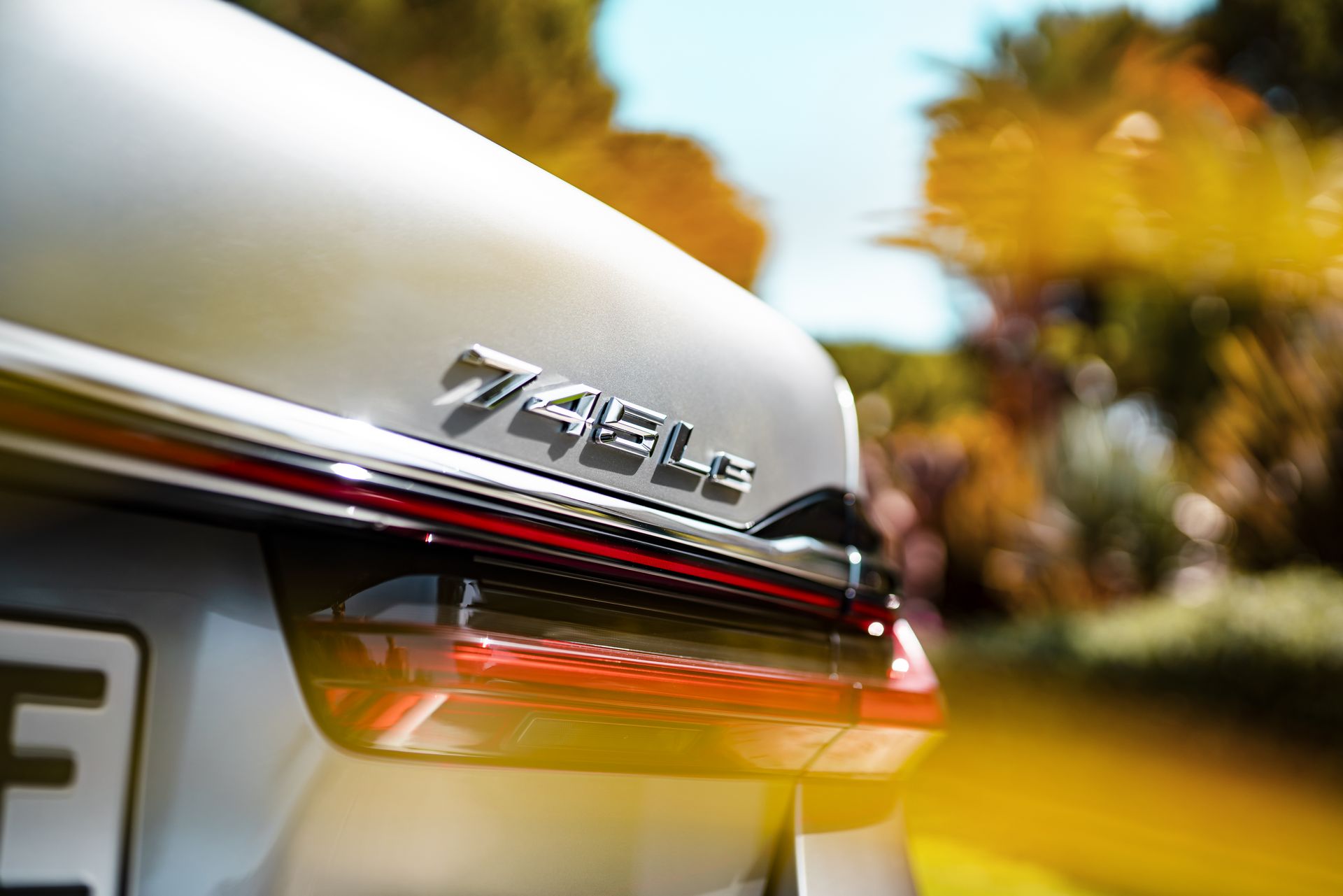 BMW-7-Series-166 BMW Throws 171 Images Of The 7-Series Hoping We’ll Get Used To Its New Face