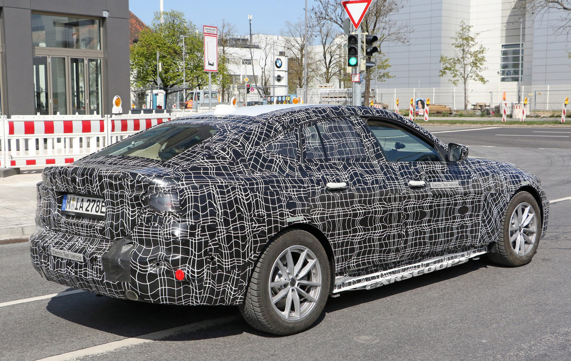 2021-BMW-i4-6 2021 BMW i4 Has 373+ Miles Of Range And A Parts Bin Interior