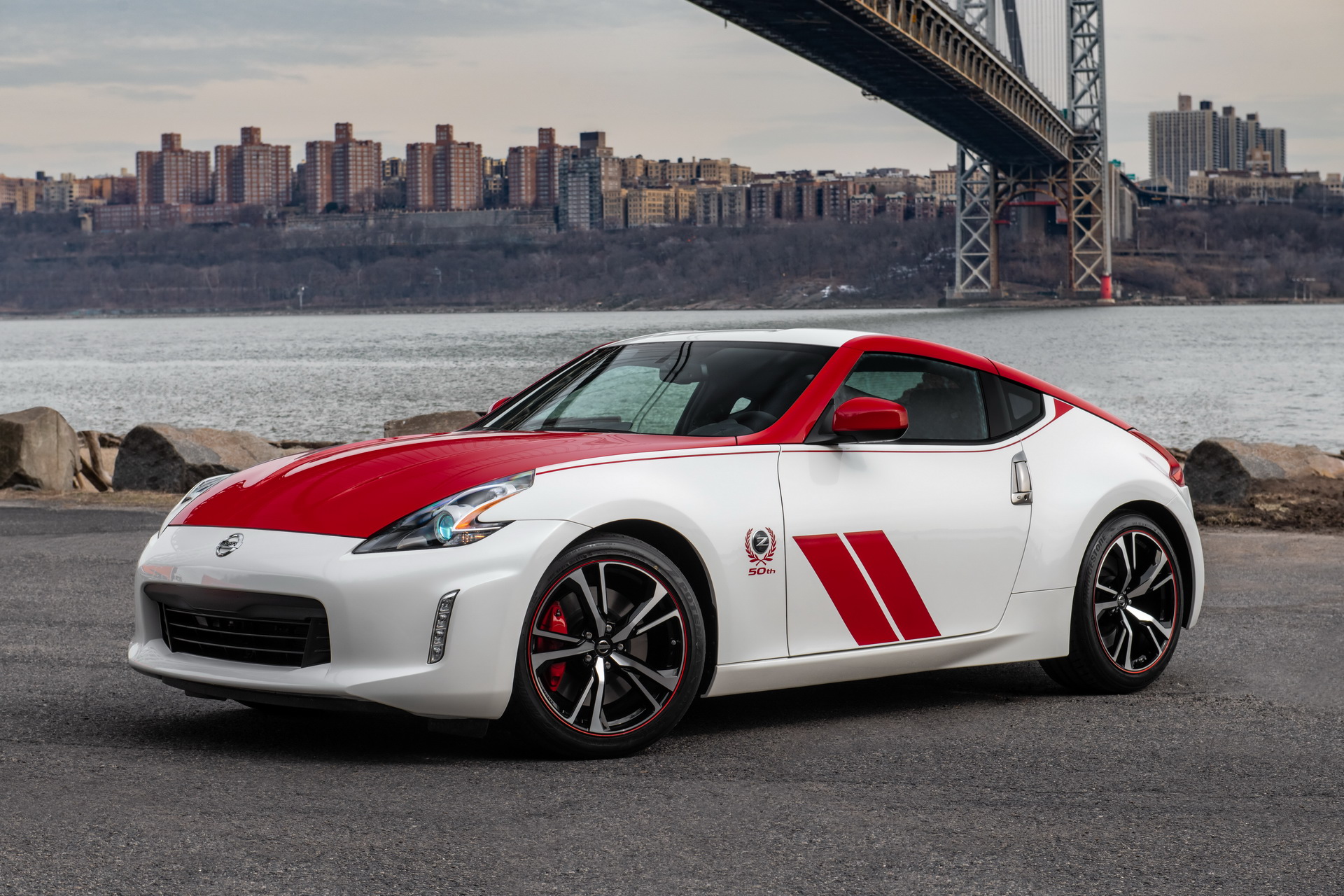 2020 Nissan 370Z 50th Ann 1 2020 Nissan 370Z 50th Anniversary Edition Gets ’70s-era 240Z Throwback Color Scheme