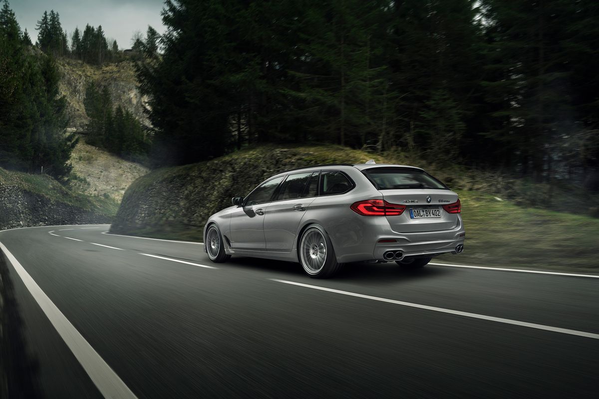 Alpina B5 Touring Bi-Turbo1 The Alpina B5 Bi-Turbo Touring Is The Fastest Series-Production Estate In The World