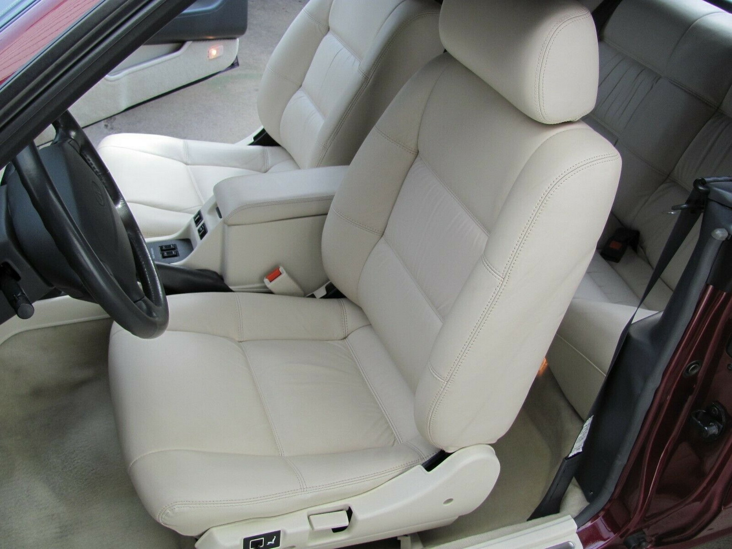 1992 infiniti m30 convertible 9 Relive The ‘90s In This Barely-Driven Infiniti M30 Convertible