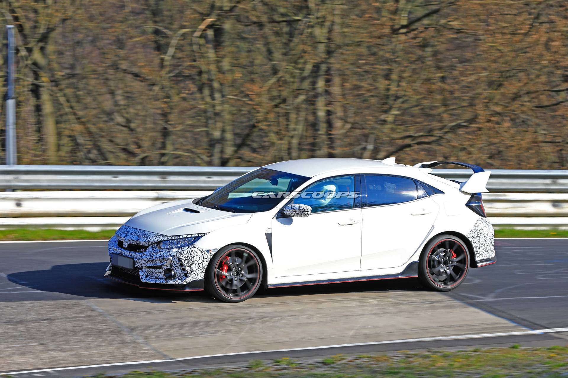 2019 Honda Civic Type R facelift spy shots 1 Honda Civic Type R Prototype Could Be Facelifted Model, Lightweight Special, Or Both