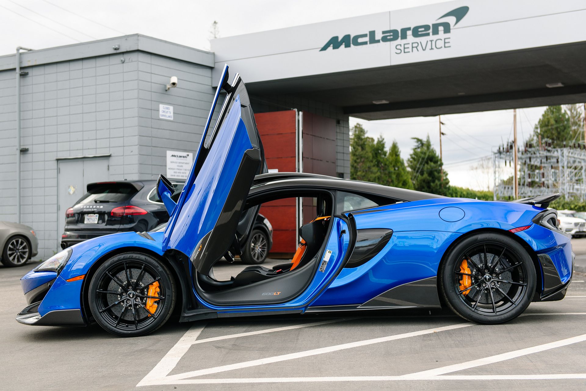McLaren-600LT-Blue-23 This Vega Blue Example Might Be The Best-Looking McLaren 600LT We’ve Seen